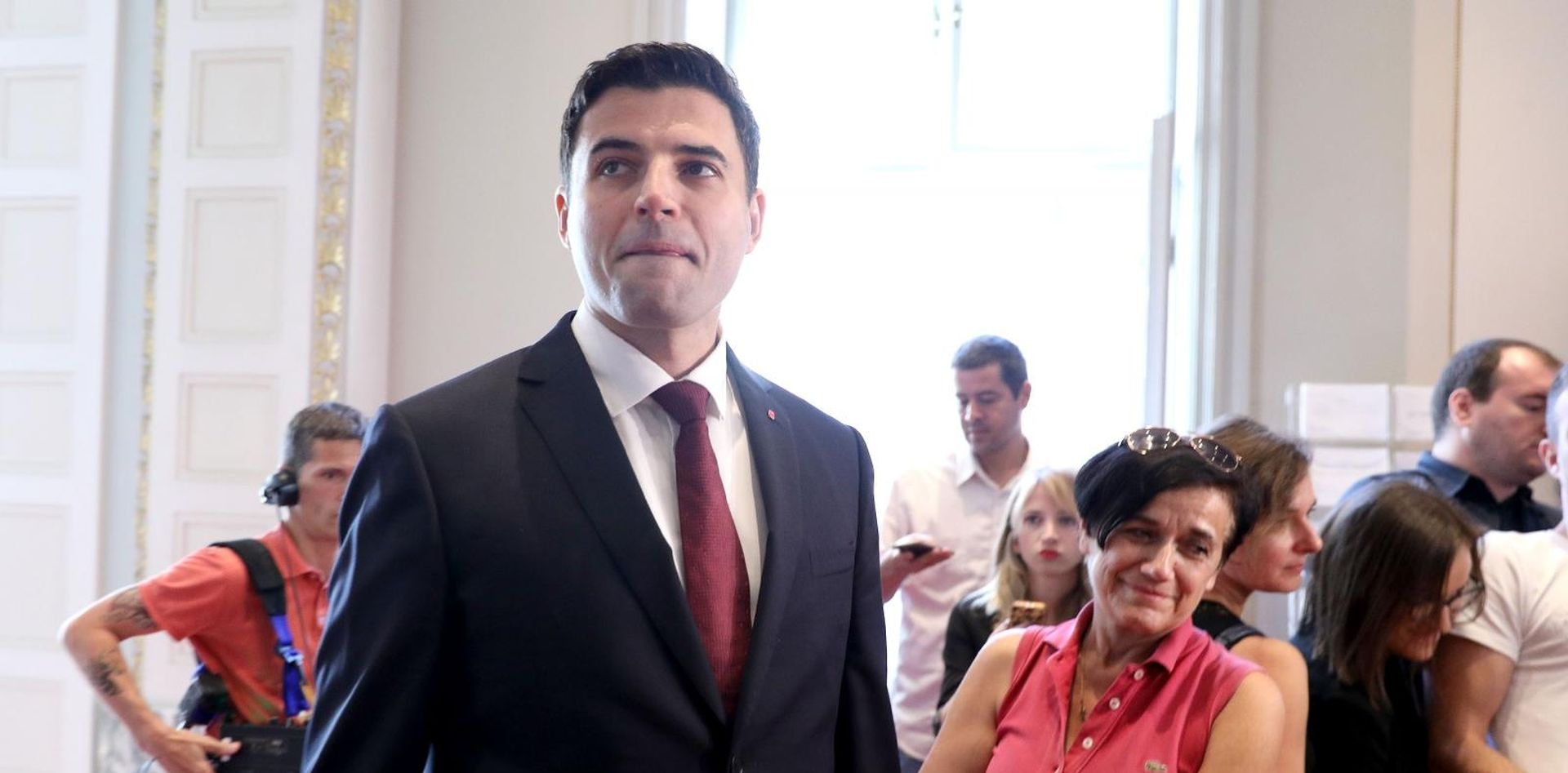 Zagreb: Bernardić Spreman sam na sve! 19.09.2018., Zagreb- Davor Bernardic odrzao je u Saboru konferenciju za medije i izjavio da je spreman na sve.

Photo: Patrik Macek/PIXSELL