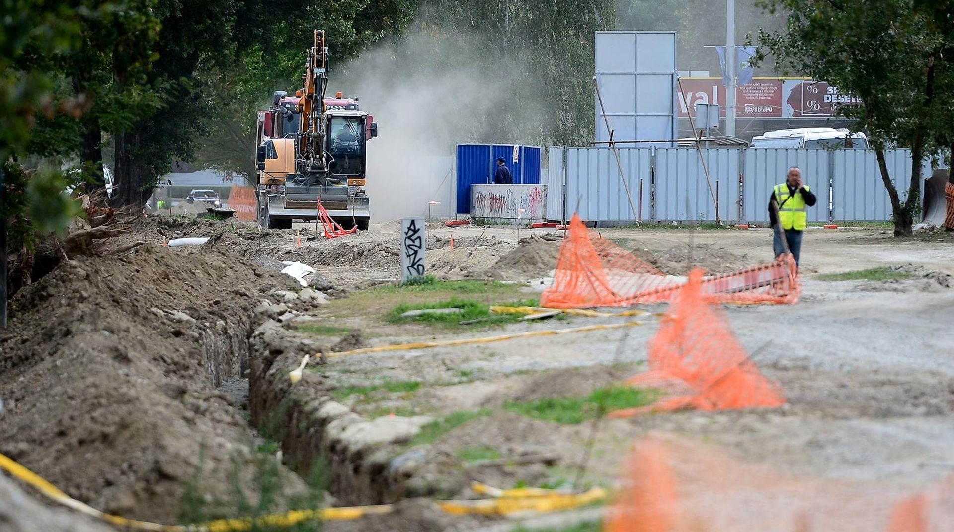 Zagreb: Radovi na rekonstrukciji rotora i prilaznih cesta 22.09.2018. , Zagreb -  Radovi na rekonstrukciji rotora i prilaznih cesta. Photo: Marko Prpic/PIXSELL