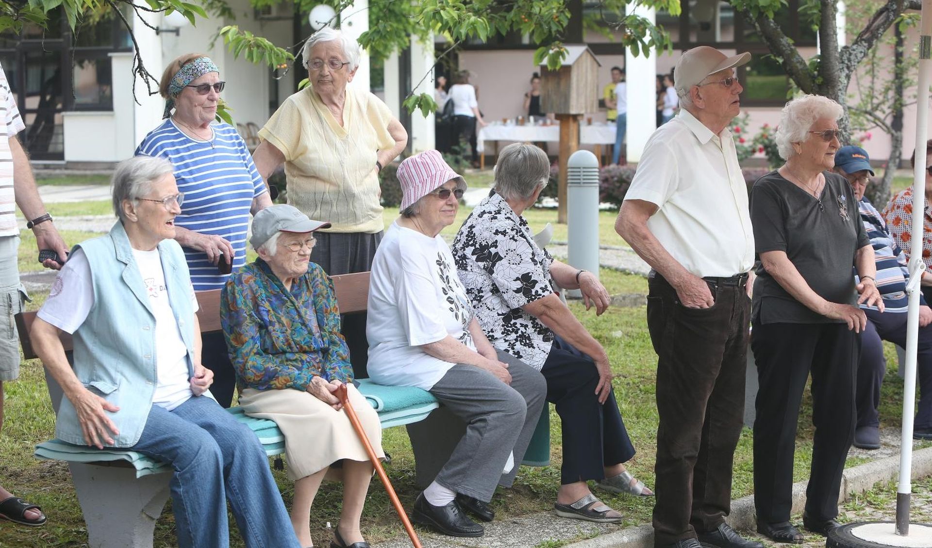 25.05.2018., Karlovac - Umirovljenici uzivaju u lijepom proljetnom vremenu. 

Photo: Kristina Stedul Fabac/PIXSELL