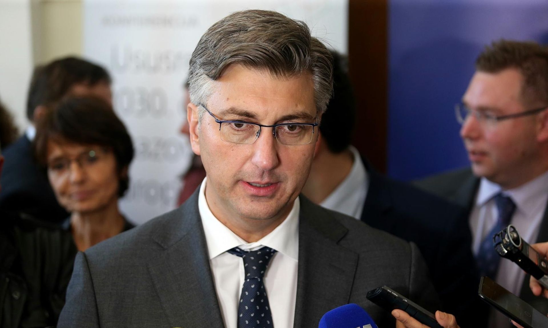 Zagreb: Konferencija Ususret 2030. godini i izazovi Europskog stupa socijalnih prava 27.09.2018.,Zagreb - Rektorat sveucilista u Zagrebu, povjerenica Europske komisije za zaposljavanje, socijalna pitanja, vjestine i mobilnost radne snage Marianne Thyssen na konferenciji na visokoj razini Ministarstva rada i mirovinskoga sustava Ususret 2030. godini i izazovi Europskog stupa socijalnih prava. 
Andrej Plenkovic. 
Photo: Dalibor Urukalovic/PIXSELL