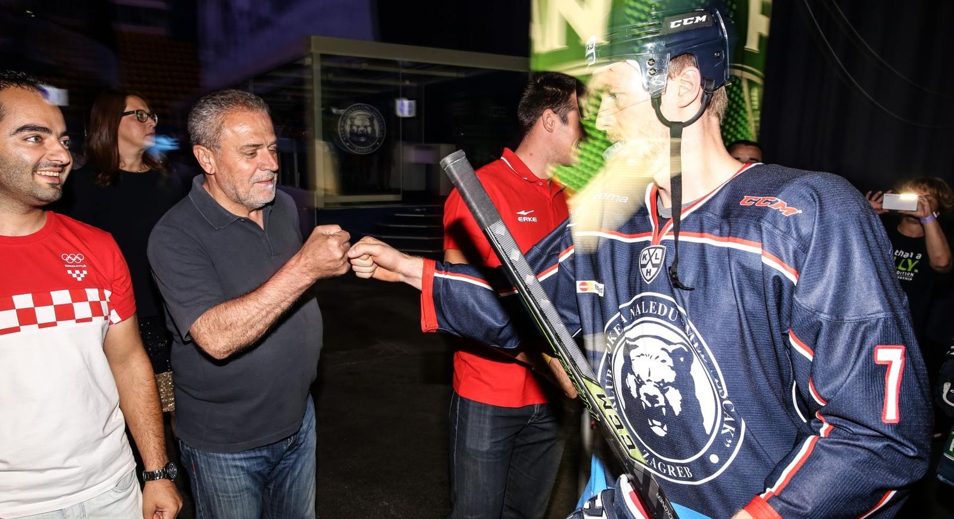 29.08.2016., Dom sportova, Zagreb - Kontinentalna hokejaska liga, 03. kolo, KHL Medvescak - HC Sochi. Josip Glasnovic, Milan Bandic, Blake Parlett. Photo: Igor Soban/PIXSELL