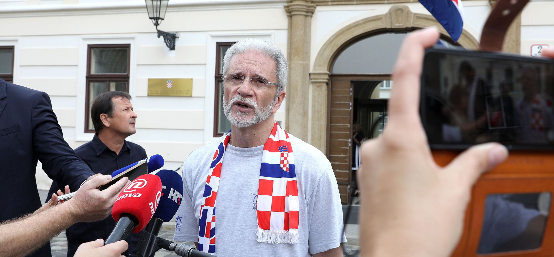 Zagreb: Sindikati prosvjeduju protiv mirovinske reforme 12.07.2018., Zagreb- Sindikalni aktivisti su danas prosvjedovali na Trgu svetog Marka protiv mirovinske reforme. Kresimir Sever
Photo: Patrik Macek/PIXSELL
