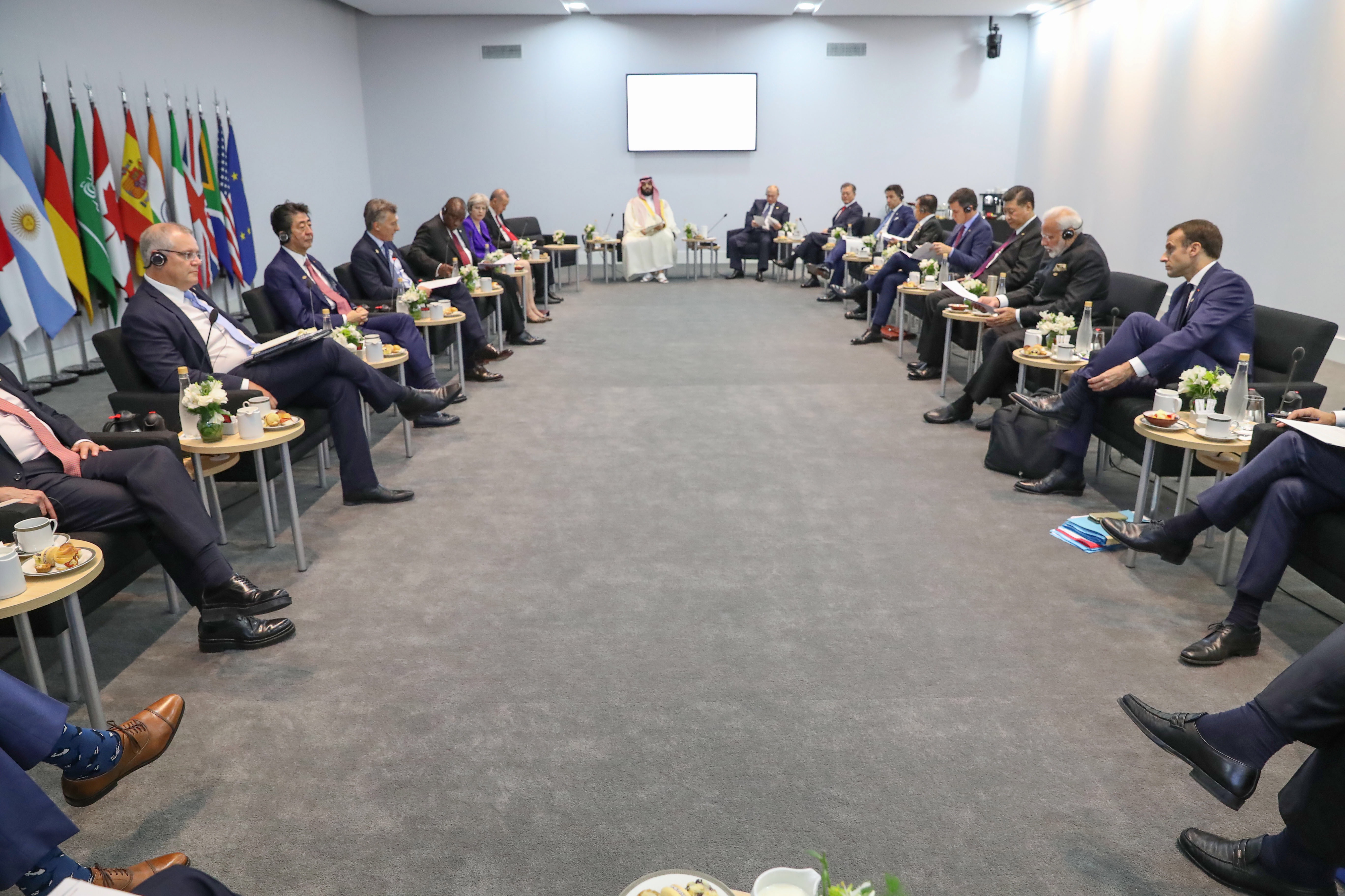 epa07199626 A handout photo made available by the Saudi Royal Court shows Saudi Crown Prince Mohammad Bin Salman (C-L) attending a meeting with other world leaders during the G20 Summit in Buenos Aires, Argentina, 30 November 2018. The G20 Summit brings together the heads of State or Government of the 20 largest economies and takes place from 30 November to 01 December 2018.  EPA/BANDAR ALGALOUD/SAUDI ROYAL COURT HANDOUT  HANDOUT EDITORIAL USE ONLY/NO SALES