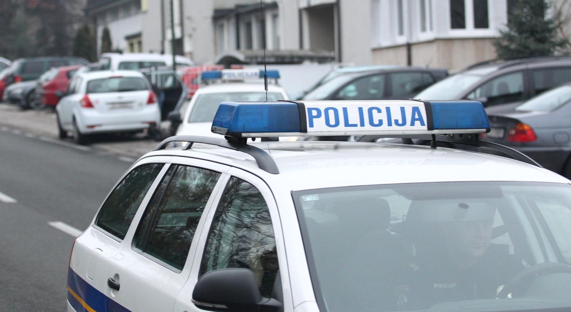 01.01.2014. Zagreb - Policija ispred kuce Josipa Pekovica na Pantovcaku. Photo: Zeljko Lukunic/PIXSELL