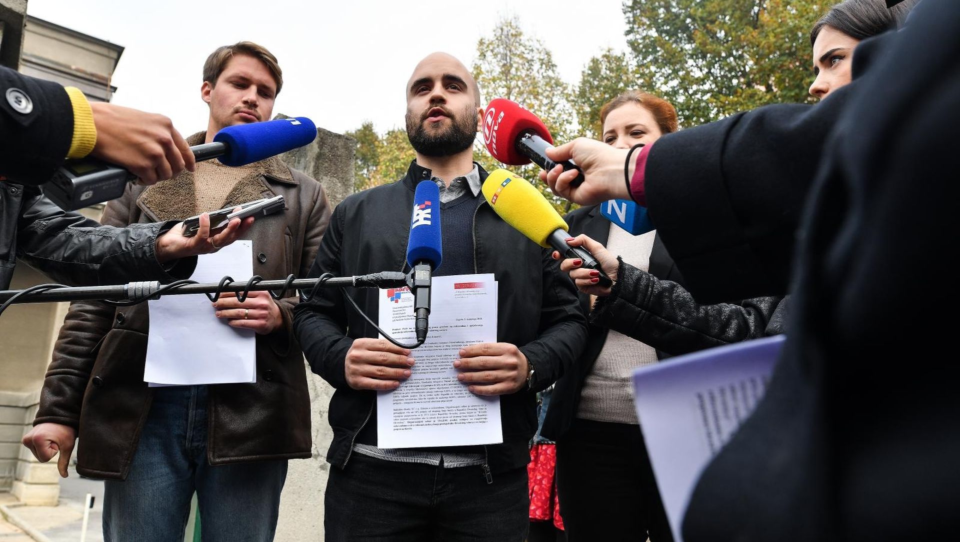 06.11.2018., Zagreb-  Gradjanska inicijativa Narod odlucuje odrzala je konferenciju za medije u vezi sa zamolbom predsjednici Republike Hrvatske Kolindi Grabar-Kitarovic o referendumu za pravedniji izborni sustav. 
Photo: Sandra Simunovic/PIXSELL
