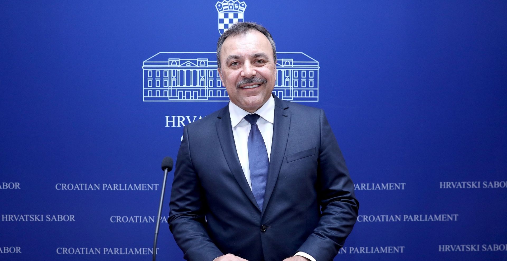 Zagreb: Vlaho Orepić o nemoći i nefunkcionalnost države 16.11.2018., Zagreb- U Saboru je odrzana konferencija za medije zastupnika Vlahe Orepica koji je govorio o nemoci i nefunkcionalnost drzave.

Photo: Patrik Macek/PIXSELL