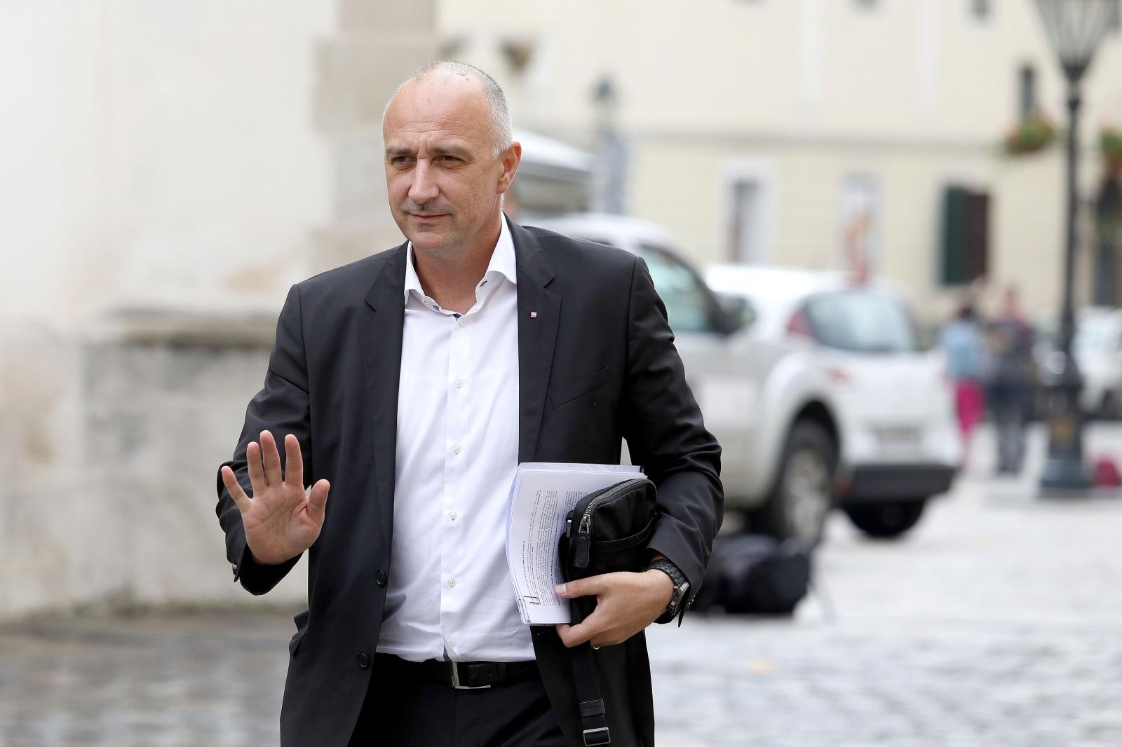 22.05.2018., Zagreb - U Banskim dvorima poceo je sastanak vecinske koalicije na kojemu bi premijer partnerima trebao predstaviti novog ministra i potpredsjednika Vlade. Ivan Vrdoljak Photo: Patrik Macek/PIXSELL