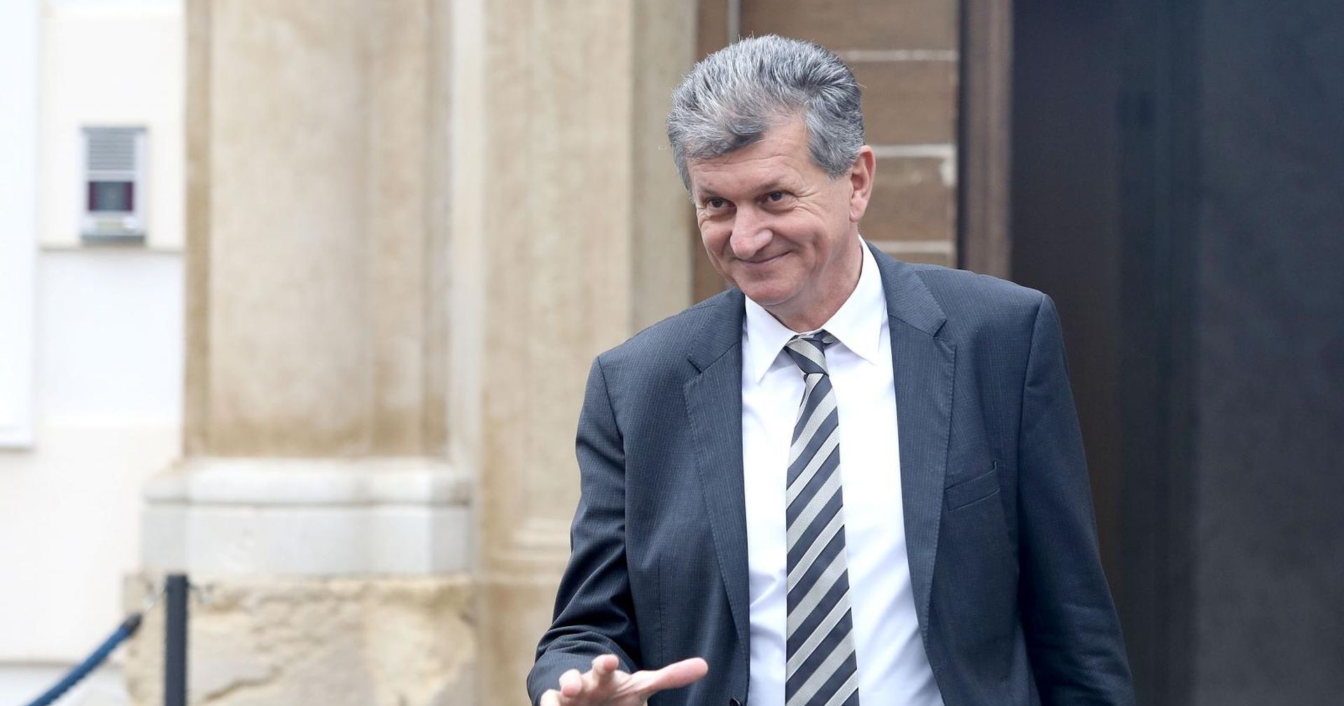 22.11.2018., Zagreb - Ministri odlaze iz Banskih dvora nakon sjednice Vlade. 
Vlada RH na svojoj 127. sjednici, uz ostalo, raspravljala je o konacnom prijedlogu zakona o Drzavnom inspektoratu. Milan Kujundzic. 
Photo: Patrik Macek/PIXSELL