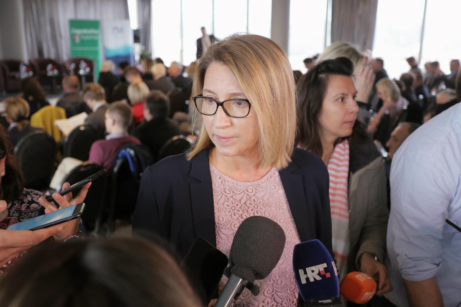 Zagreb: U hotelu Westin 
održana konferencija Pametna sela - primjer Zagrebačke županije 26.10.2018., Zagreb - U hotelu Westin 
odrzana je konferencija Pametna sela – primjer Zagrebacke zupanije. 
Ivana Maletic. 
Photo: Tomislav Miletic/PIXSELL