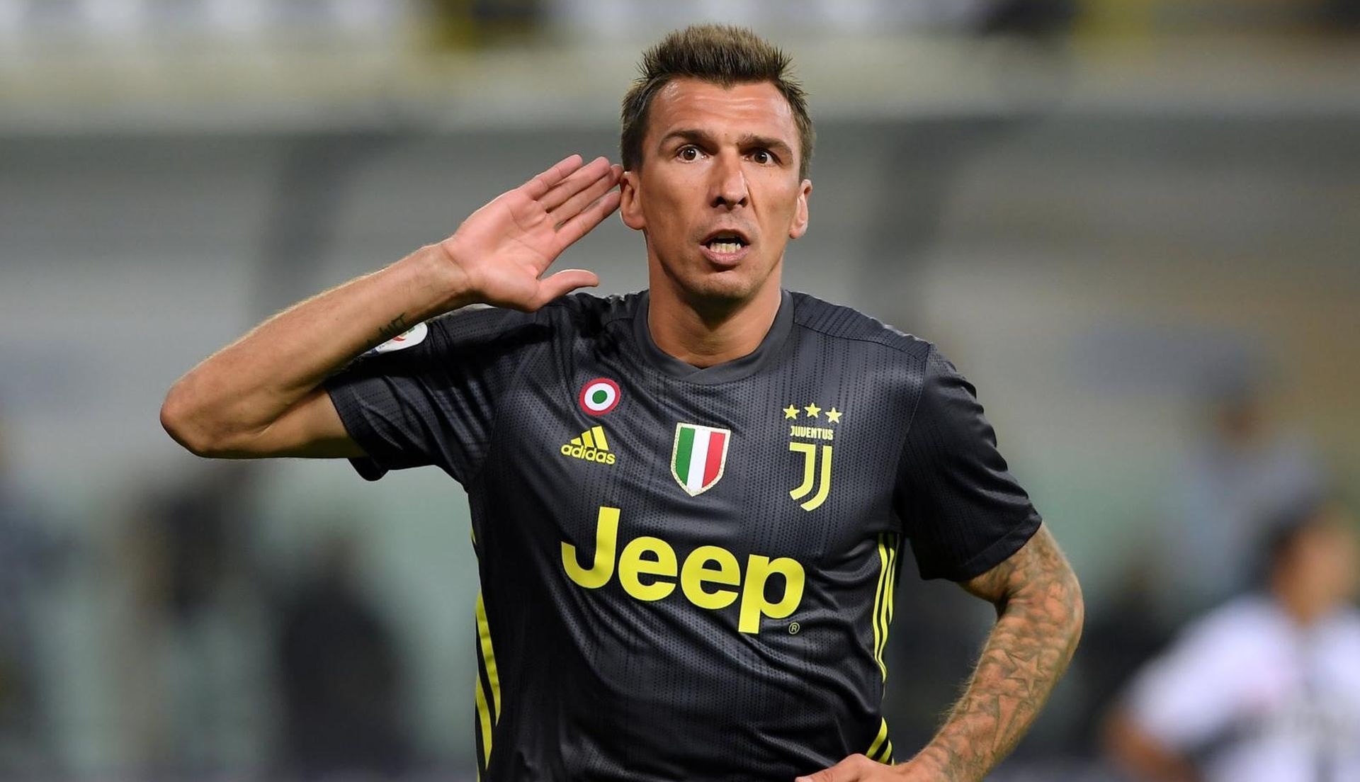 Serie A - Parma v Juventus Soccer Football - Serie A - Parma v Juventus - Stadio Ennio Tardini, Parma, Italy - September 1, 2018   Juventus' Mario Mandzukic celebrates scoring their first goal    REUTERS/Alberto Lingria      TPX IMAGES OF THE DAY ALBERTO LINGRIA
