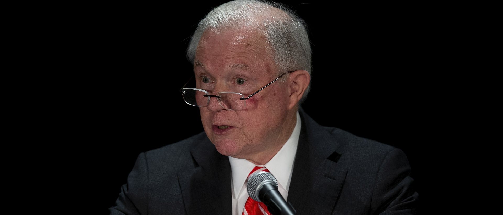 epa07129902 United States Attorney General Jeff Sessions addresses the Boston Lawyers Chapter of the Federalist Society in Boston, Massachusetts, USA 29 October 2018. Sessions discussed the topic of Religious Liberty.  EPA/CJ GUNTHER