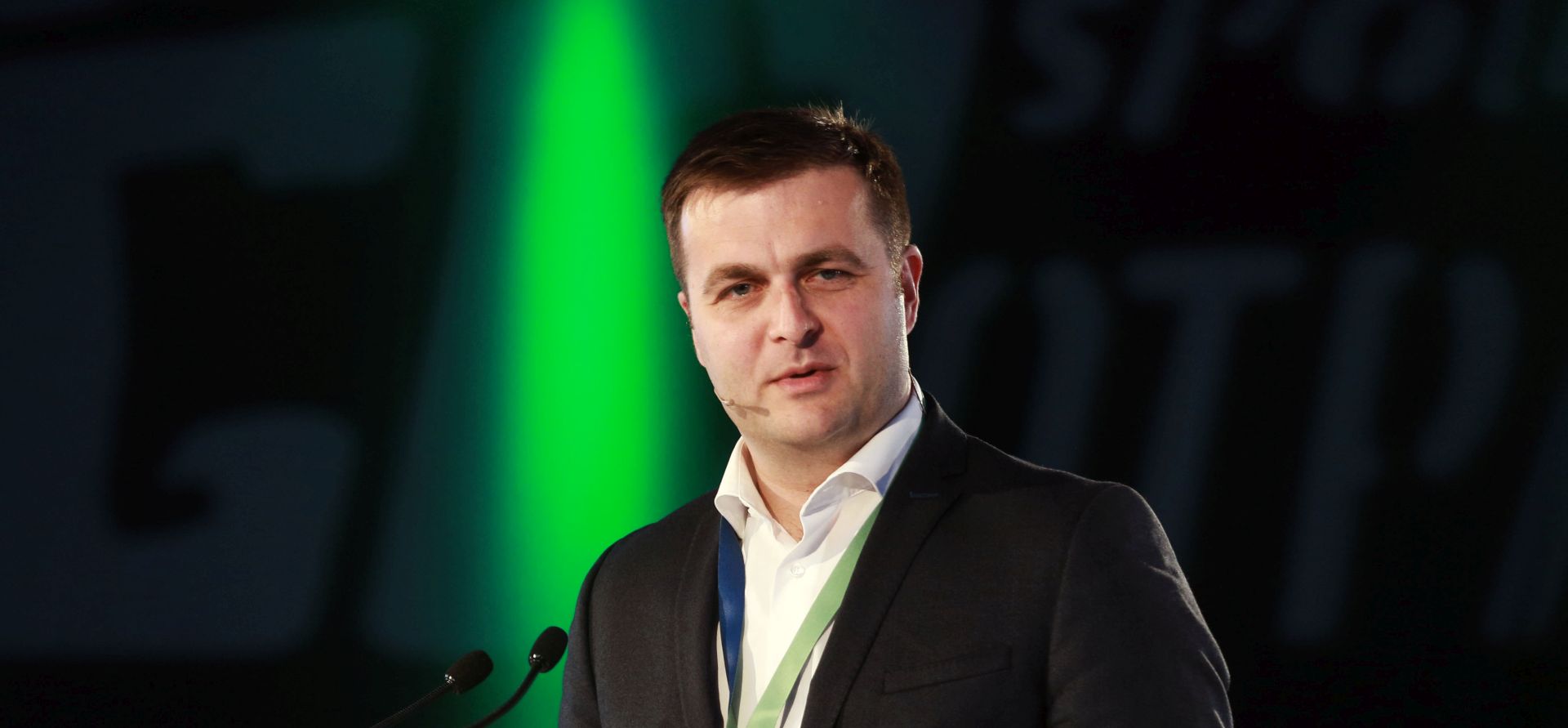 Zagreb, 27.11.2018 - Ministarstvo zaštite okoliša i energetike u suradnji s Fondom za zaštitu okoliša i energetsku učinkovitost organiziralo je konferenciju namijenjenu predstavnicima županija, gradova i općina. Cilj konferencije pod nazivom "zaGOspodarimo otpadom” je ukazati na važnost učinkovitog gospodarenja otpadom. Na slici Tomislav Ćorić.
Foto HINA/ Dario GRZELJ/ dag