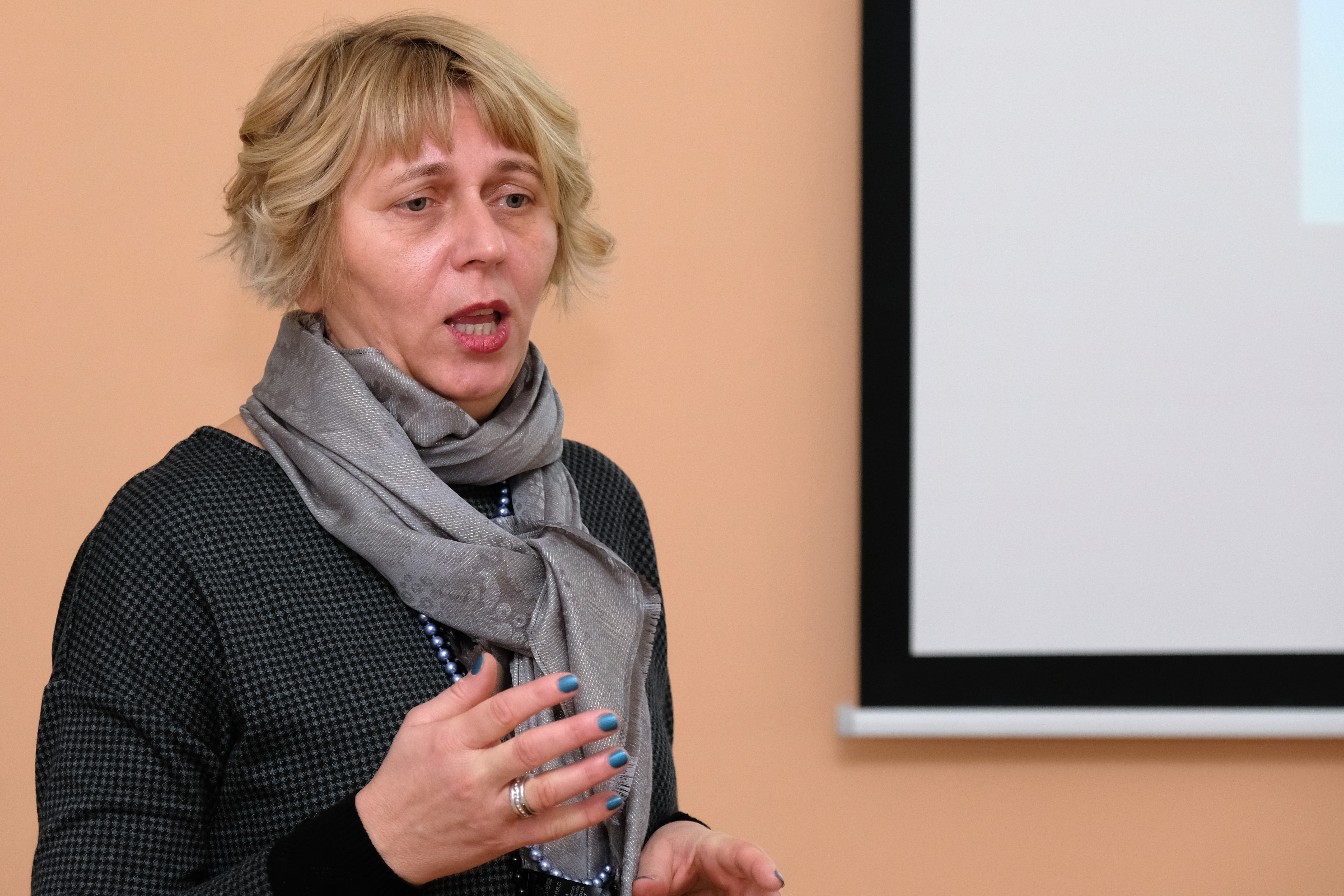 Zagreb, 14.12.2018. - U  Muzejskom dokumentacijskom centru promoviran je portal "Književna baština u muzejima", prvog tematskog online vodiča kroz muzeje, zbirke i ostale baštinske ustanove u Hrvatskoj koje čuvaju vrijednu ostavštinu hrvatskih književnika. 
Na fotografiji Snježana Radovanlija Mileusnić.
foto HINA/ Edvard ŠUŠAK/ es