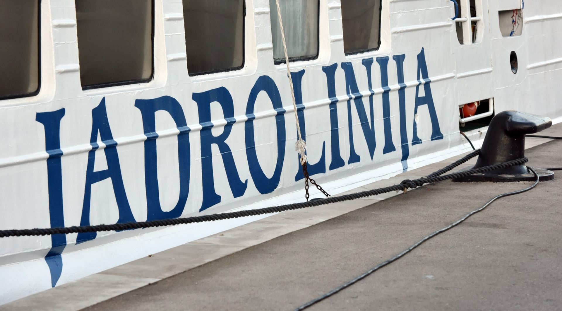 Linijski brodari 04.10.2018., Sibenik - Linijski brodari svakodnevno prevoze putnike s  otoka na kopno i obratno. 
Photo: Hrvoje Jelavic/PIXSELL