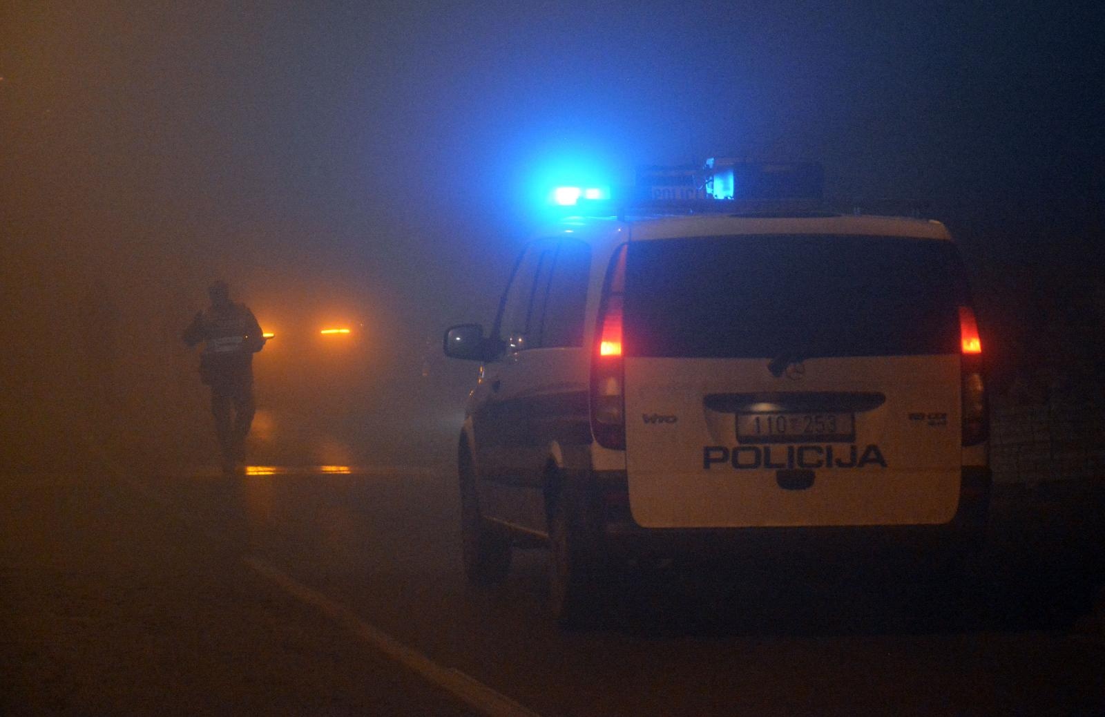 Slavonski Brod: Vozač audija usmrtio pješaka u gustoj magli 04.12.2018., Slavonski Brod - Sezdesetogodisnji muskarac​ poginuo je u naletu osobnog vozila po gustoj magli u Zagrebackoj ulici. 
Photo: Ivica Galovic/PIXSELL