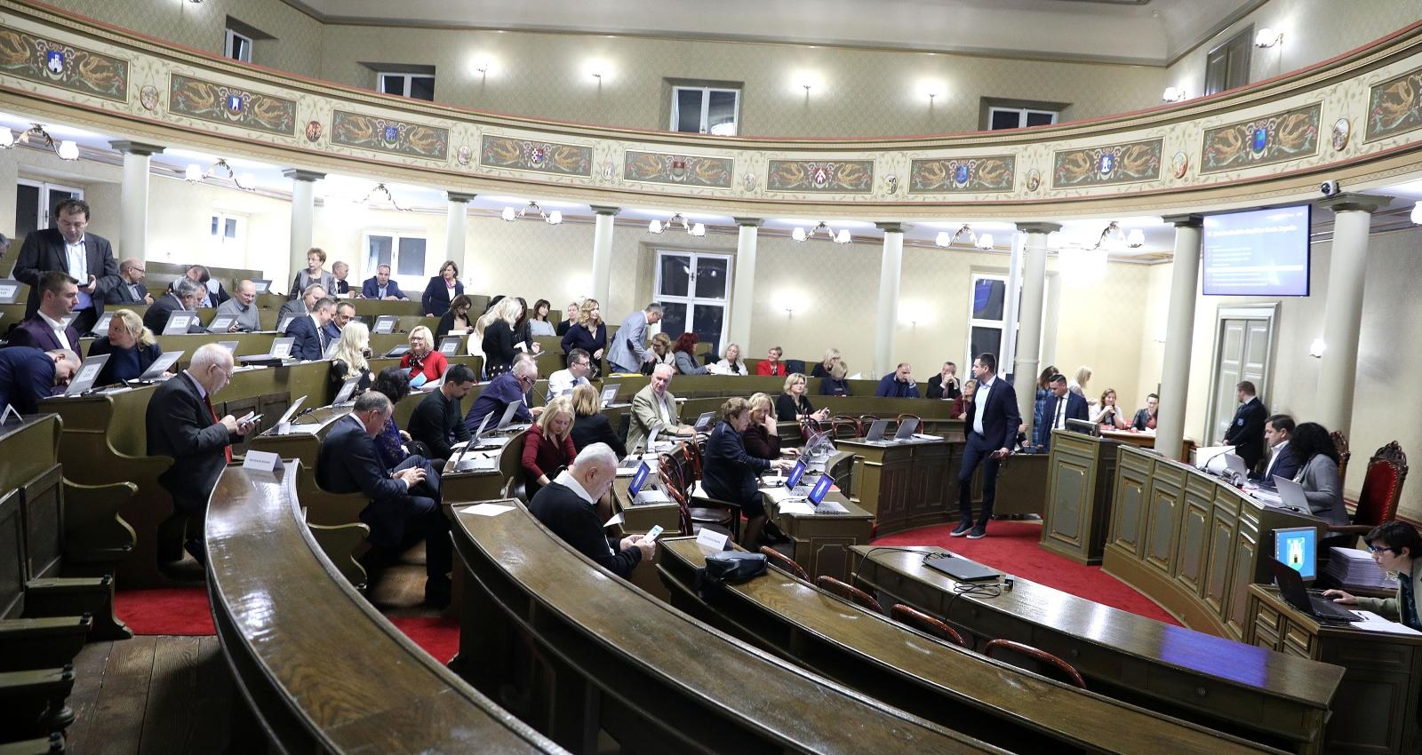 Zagreb: Gradska skupština nastavila 17. sjednicu 05.11.2018., Zagreb- Zagrebacka gradska skupstina nastavila je 17. sjednicu i danas treba odraditi jos dvadesetak tocaka dnevnog reda.
     
Photo: Patrik Macek/PIXSELL