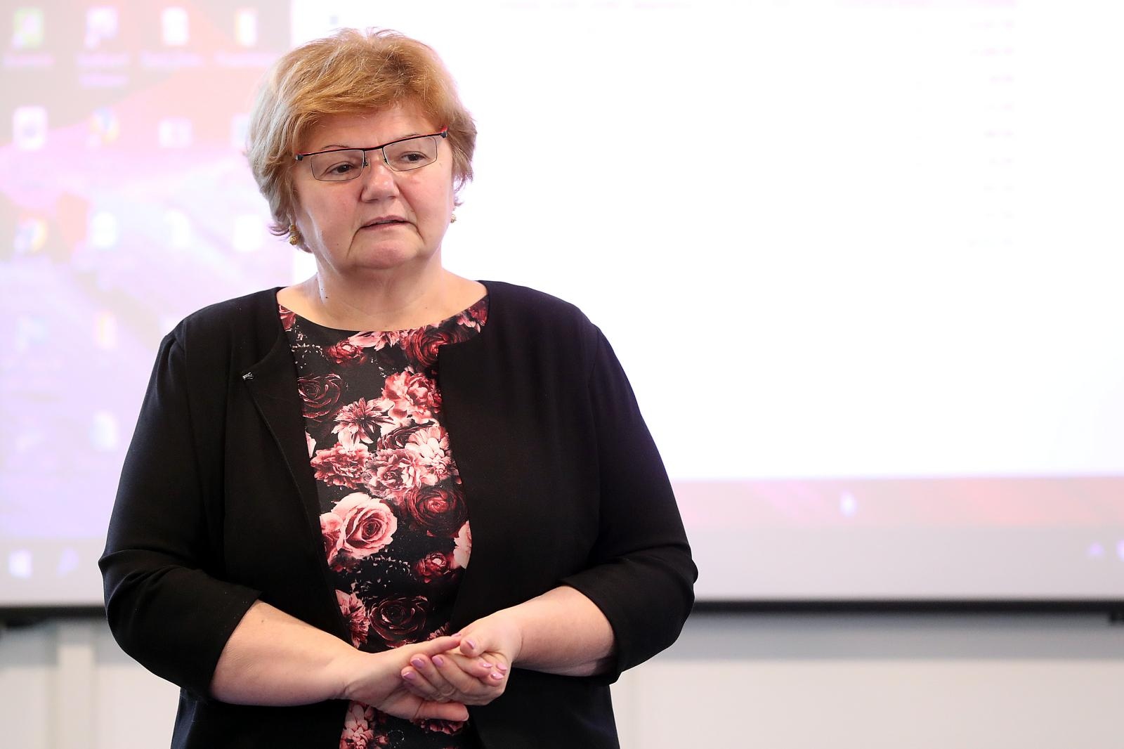 Zagreb: Stručni skup "Sačuvajmo njihov zagrljaj" o skrbi majkama s djecom i trudnicama  07.12.2018.., Zagreb - Strucni skup Sacuvajmo njihov zagrljaj na temu skrbi o trudnicama i majkama s djecom odrzan je u Domu za djecu u Nazorovoj ulici. Nada Murganic. 
Photo: Goran Stanzl/PIXSELL
