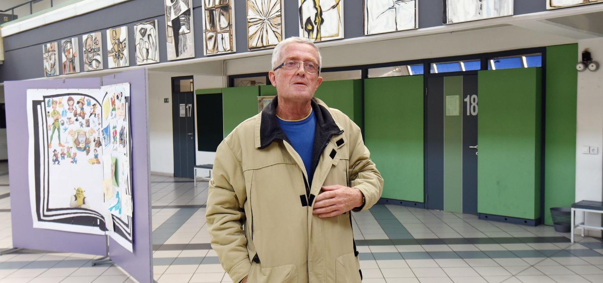 Čakovec: Profesor Tehničke škole ostaje raditi uz opomenu 10.12.2018., Zagreb - Profesor Tehnicke skole Franjo Dragicevic, koji se prije cetiri dana fizicki obracunao s dvojicom 16-godisnjaka koja su ga konstantno provocirala, ostaje raditi uz opomenu. Incident je pokrenuo zanimanje javnosti, ali i #ijasamfranjo na drustvenim mrezama koje su preplavili komentari traumaticnih i mucnih iskustava profesora koji detaljno opisuju napade koje dozivljavaju od ucenika. 

Photo: Vjeran Zganec Rogulja/PIXSELL