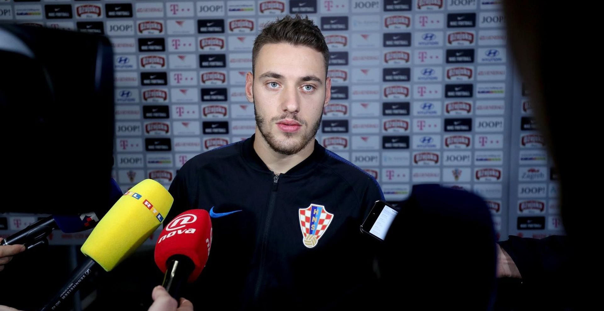 13.11.2018., Zagreb, Maksimir - Hrvatski nogometni reprezentativac Nikola Vlasic dao je izjavu za medije prije drugog treninga uoci utakmice Lige nacija protiv reprezentacije Spanjolske.
Photo: Igor Kralj/PIXSELL