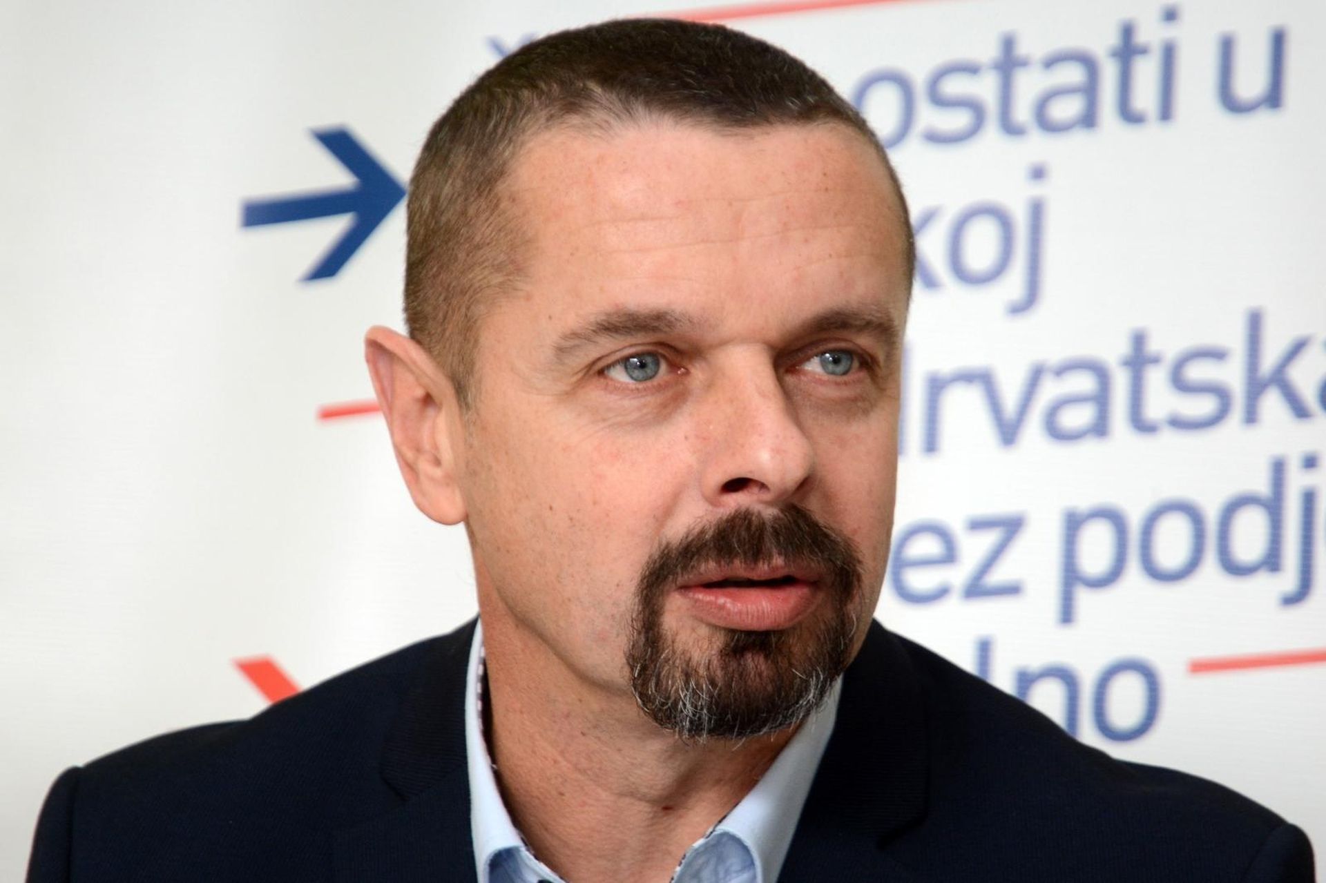 Čelnici sisačkog MOST-a održali konferenciju za medije 19.12.2018., Sisak - Na konferenciji za medije celnici sisackog MOST-a Ivana Krcelic i Predrag Sekulic govorili su o rezultatima politickog djelovanja stranke u ovoj godini i planovima za slijedecu. Photo: Nikola Cutuk/PIXSELL