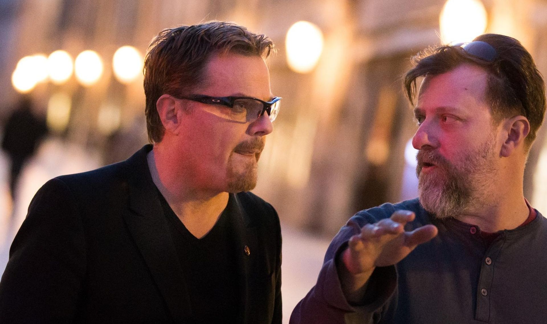 22.03.2013., Stradun, Dubrovnik - Edward John "Eddie" Izzard, jedan od najpoznatijih engleskih stand up komicara prije nastupa u dubrovackom kazalistu prosetao je gradom. Pojavljivao se i u filmovima poput  Ocean's Twelve, Ocean's Thirteen, Mystery Men, Shadow of the Vampire, The Cat's Meow, Across the Universe, The Chronicles of Narnia: Prince Caspian i Valkyrie.
Photo: Grgo Jelavic/PIXSELL