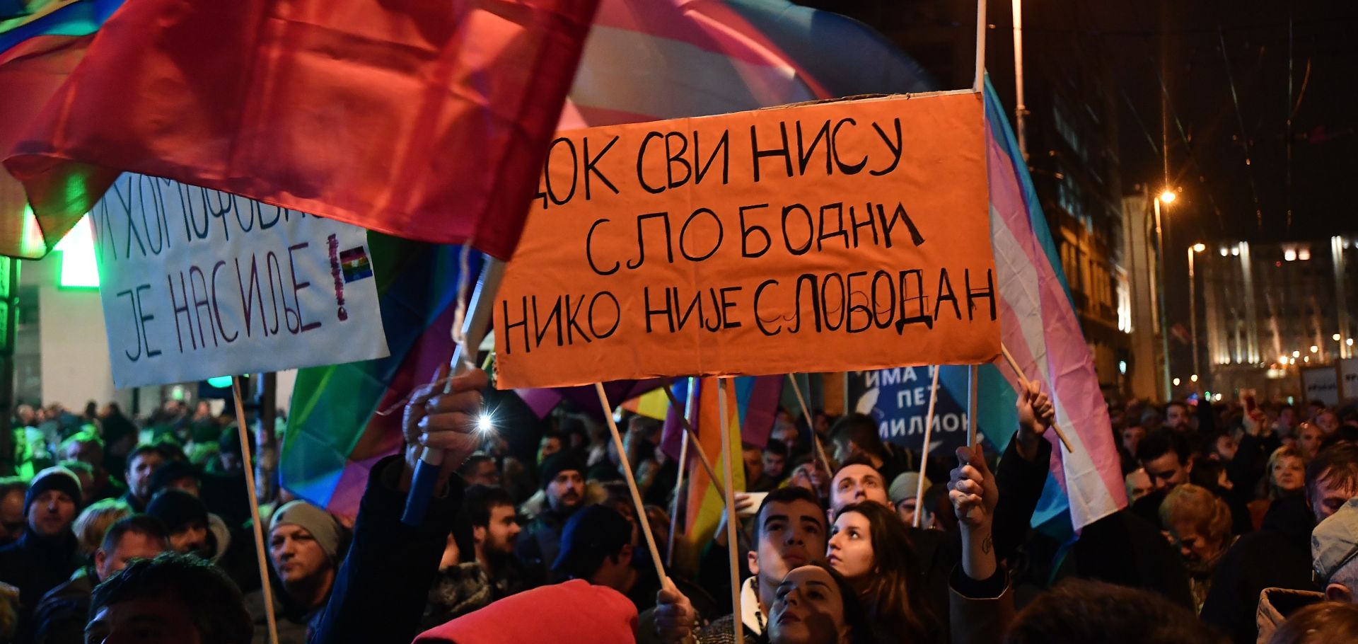 22.12.2018., Beograd, Srbija - Vise od trideset tisuca ljudi, prema procjenama organizatora, veceras sudjeluje u prosvjednoj setnji ulicama Beograda uz slogan "Jedan od pet milijuna". 
Gradjani su dosli s transparentima na kojima pise "Pocelo je", "1 od 5 milijuna", "Dok svi nisu slobodni, nitko nije". 
Photo: Srdjan Ilic/PIXSELL
