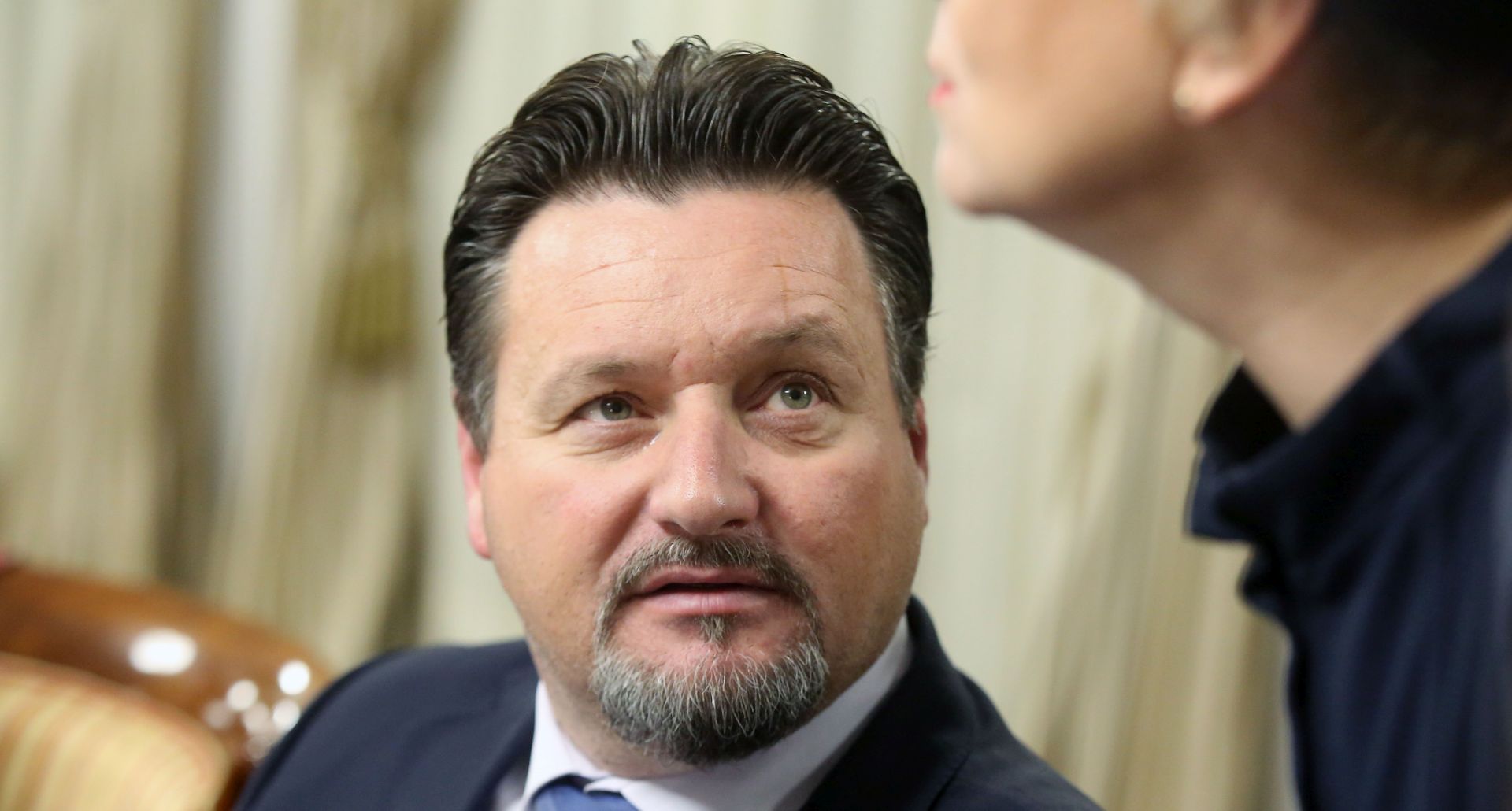Zagreb, 05.12.2018 - Sjednica Vlade Republike Hrvatske. Na fotografiji ministar uprave Lovro Kuèeviæ.
foto HINA / Denis CERIÆ /dc