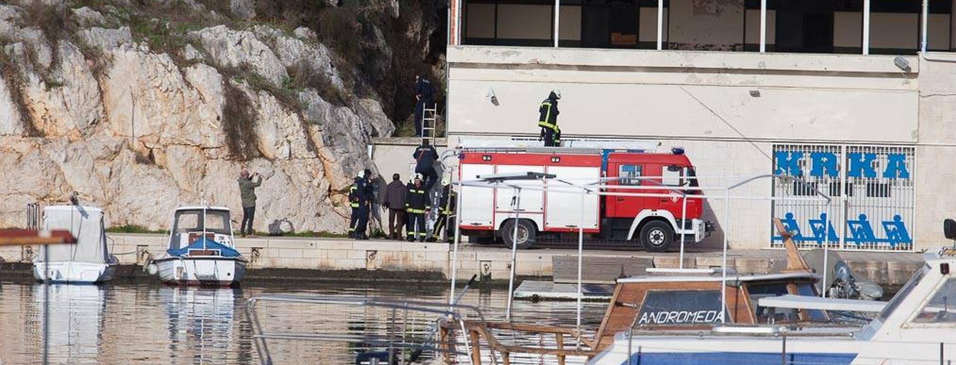 ibenik, 7. prosinca 2018. (Hina) - Mrtvo tijelo nepoznate starije ene pronaðeno je u petak oko 12,30 sati u ibeniku, u predjelu Dolac, izvijestili su u ibenskoj policiji, iz koje ne jo ne mogu potvrditi je li rijeè o 84-godinjakinji koja je nestala prije deset dana. foto HINA/ ibenikIN/ Dean BATAK/ ml