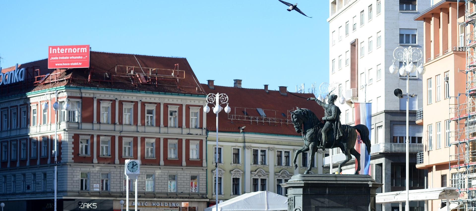 24.11.2017., Zagreb - Dani meda na Trgu bana Jelacica. Photo: Marko Prpic/PIXSELL