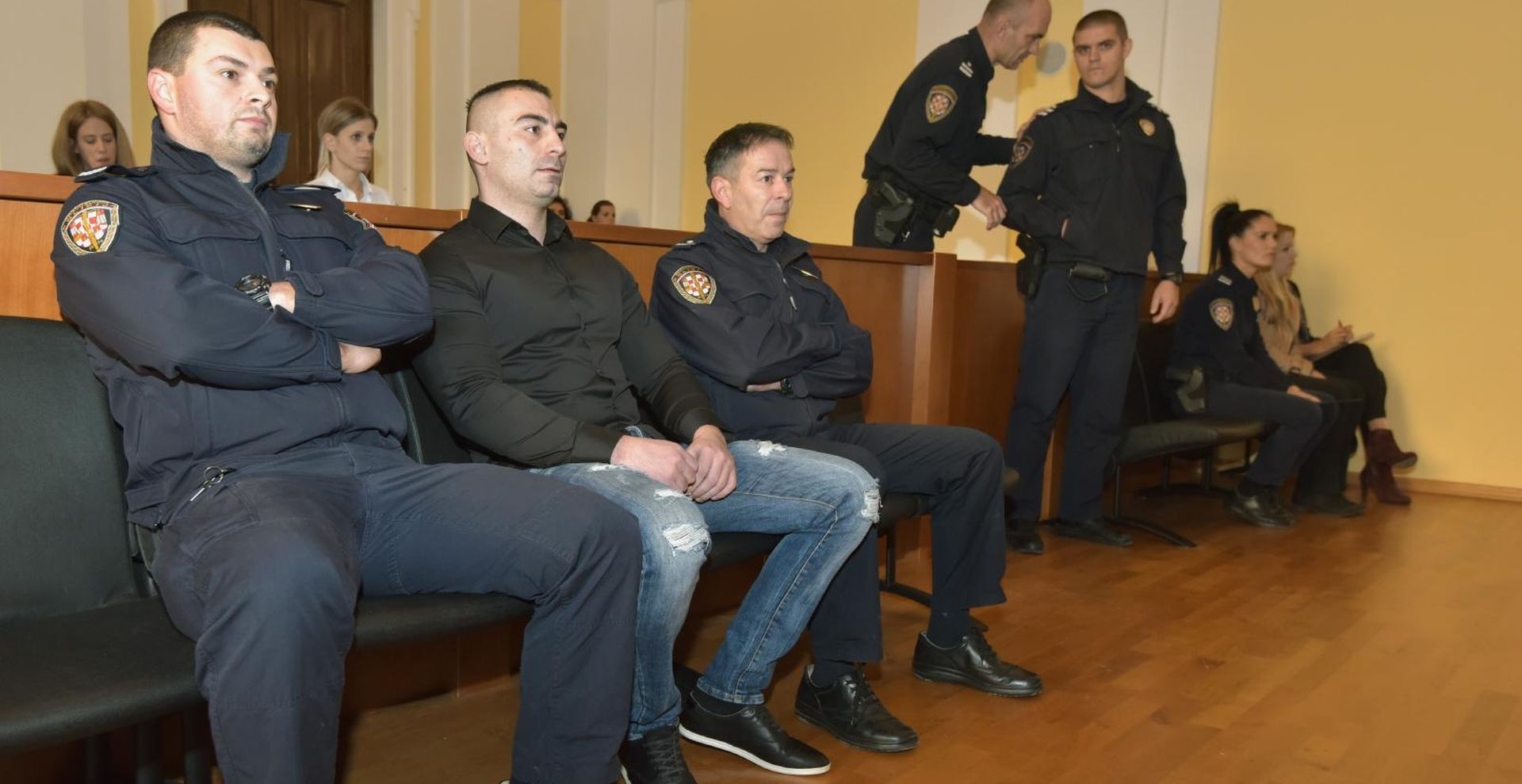 Zadar: Nastavljeno suđenje Darku Kovačeviću 16.11.2018., Zadar - Na Opcinskom sudu nastavljeno je sudjenje Darku Kovacevicu - Daruvarcu zbog premlacivanja djevojke. 
Photo: Dino Stanin/PIXSELL