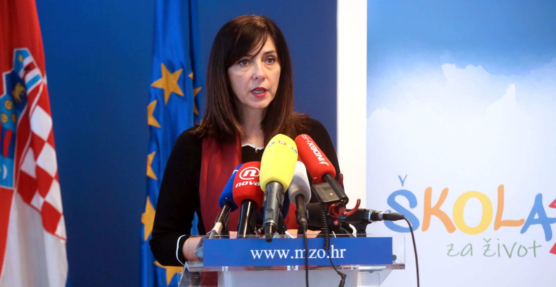 Zagreb, 02.01.2019 - Konferencija za medije Ministarstva znanosti i obrazovanja na kojoj je predstavljen prijedlog Pravilnika o napredovanju i nagraðivanju uèitelja, nastavnika, struènih suradnika, odgojitelja, struènih uèitelja i ravnatelja u osnovnim i srednjim kolama i uèenièkim domovima. Na fotografiji ministrica znanosti i obrazovanja Blaenka Divjak.
foto HINA / Denis CERIÆ /dc