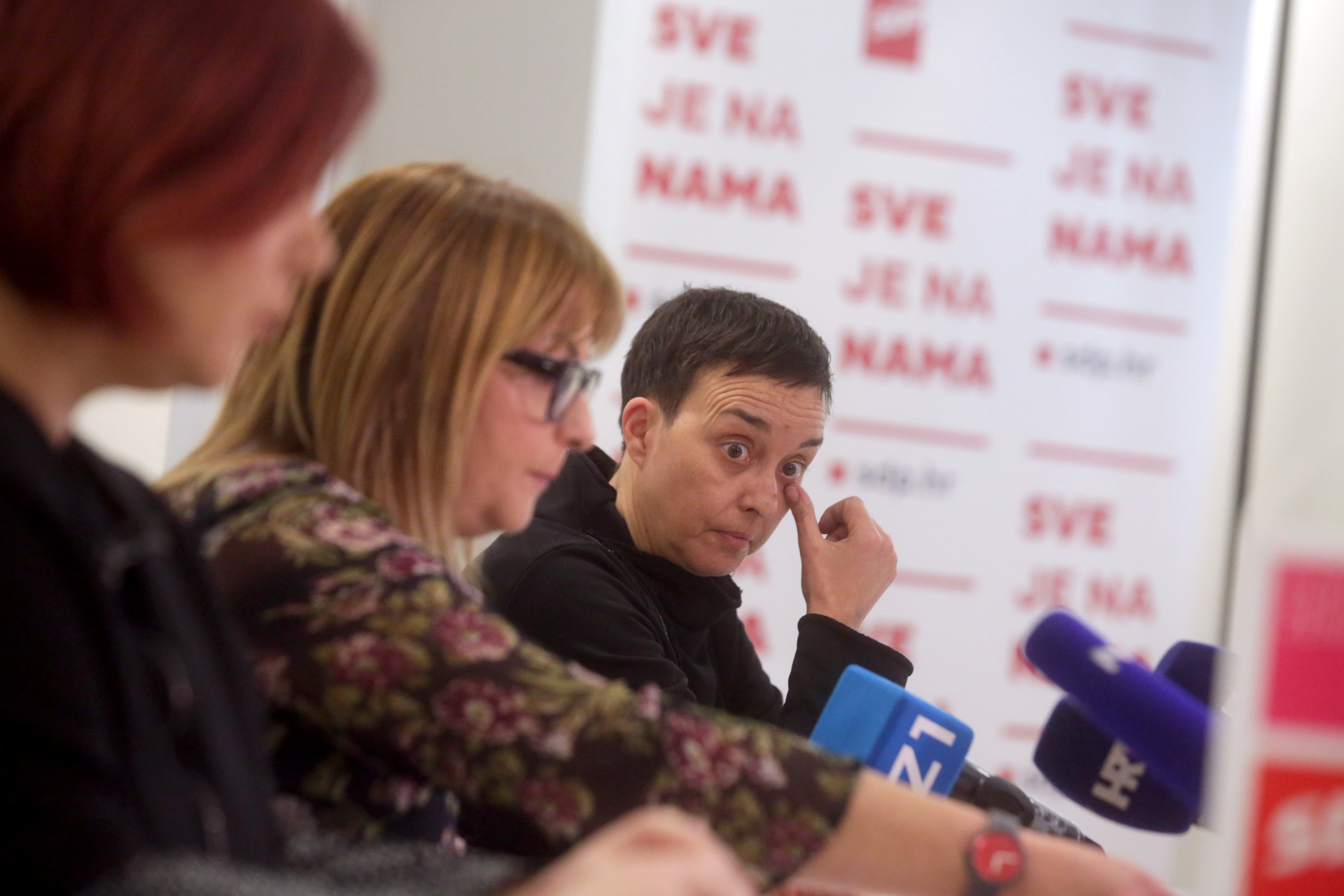 Zagreb, 12.01.2019 - Konferencija za medije Socijaldemokratskog foruma žena SDP-a na temu "Istanbulska konvencija - mrtvo slovo na papiru". Na fotografiji Ivana Posavec Krivec, Maja Sporiš, Danijela Vukoša.  foto HINA/ Daniel KASAP/ dkas