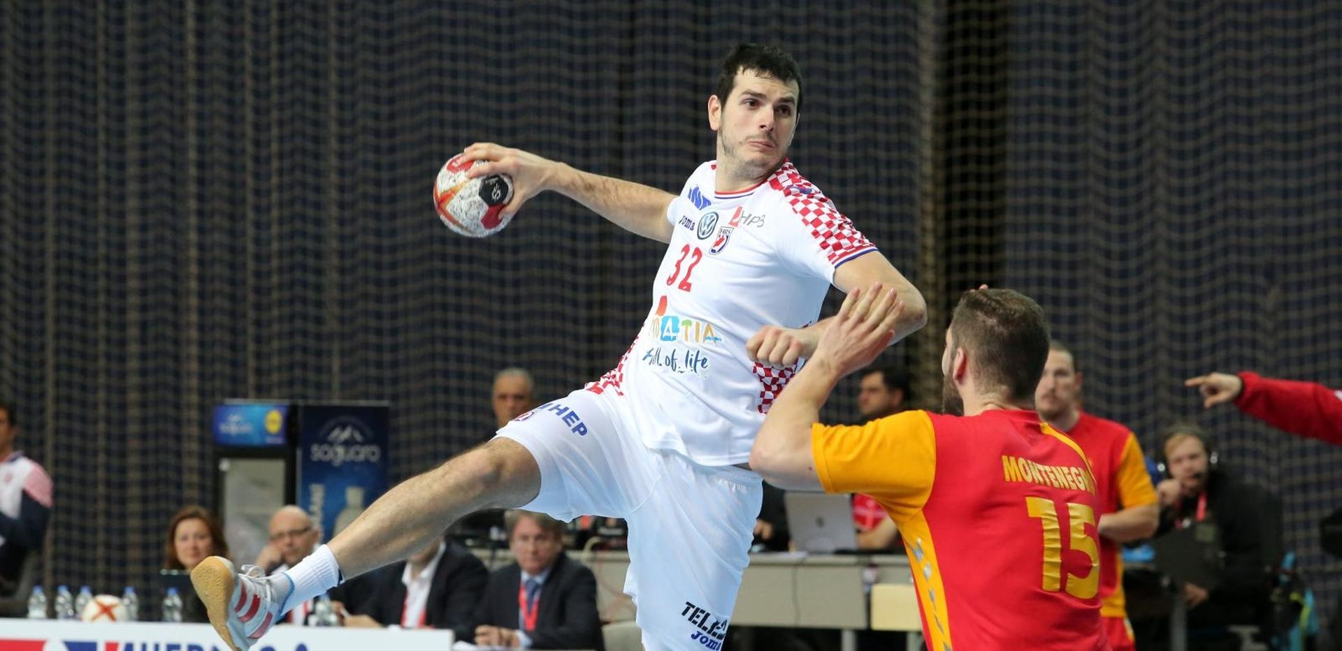 Poreč: Hrvatska i Crna Gora na međunarodnom rukometnom turniru HEP Croatia Cup 04.01.2019. Porec - Medjunarodni rukometni turnir HEP Croatia Cup u dvorani Zatika. Hrvatska-Crna Gora. Ivan Sliskovic
Photo: Goran Kovacic/PIXSELL