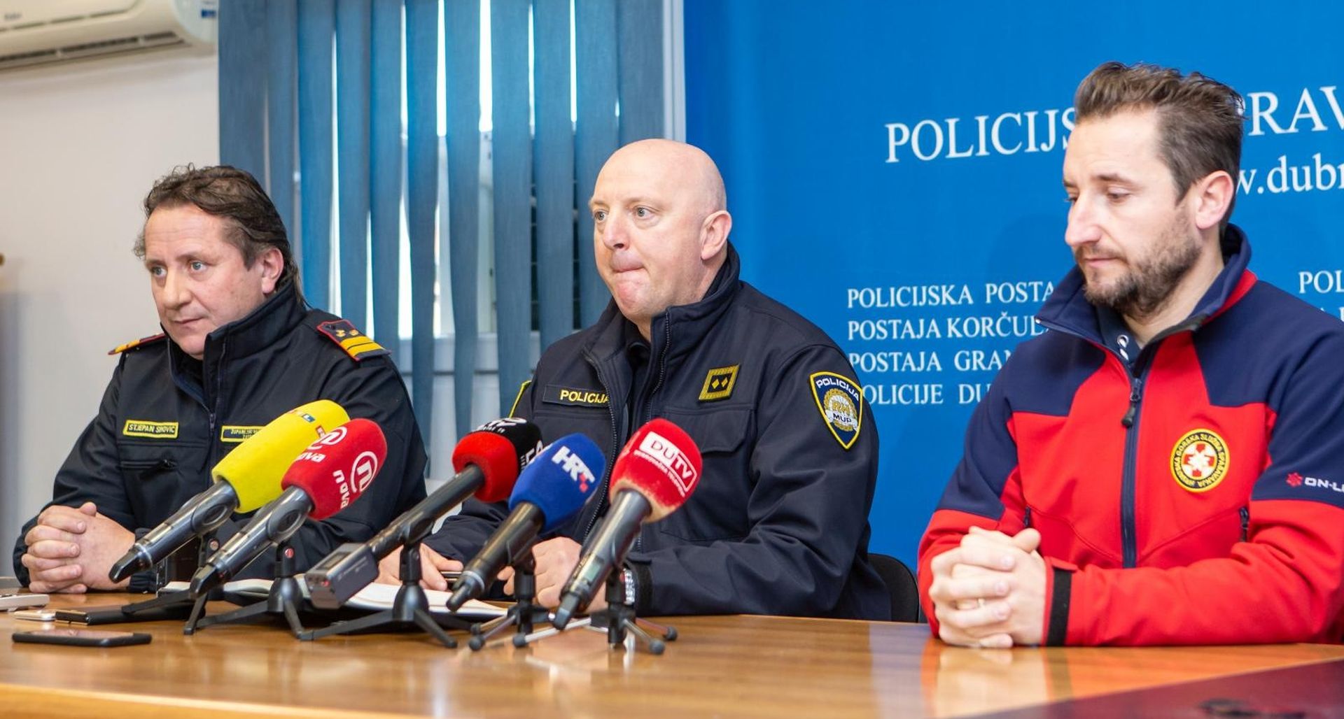 Dubrovnik: Predstavnici žurnih službi o požaru u hidroelektrani 14.01.2019., Vila Palma, Dubrovnik - Pozar u Hidroelektrani Dubrovnik tema je konferencije za medije koja se danas odrzala u Policijskoj upravi dubrovacko-neretvanskoj gdje su govorili svi predstavnici zurnih sluzbi koje su sudjelovale u ovom tragicnom dogadjaju. Zupanijski vatrogasni zapovjednik Stjepan Simovic, nacelnik PU dubrovacke-neretvanske Ivan Pavlicevic, procelnik dubrovackog HGSS-a Marijo Begic. Photo: Grgo Jelavic/PIXSELL