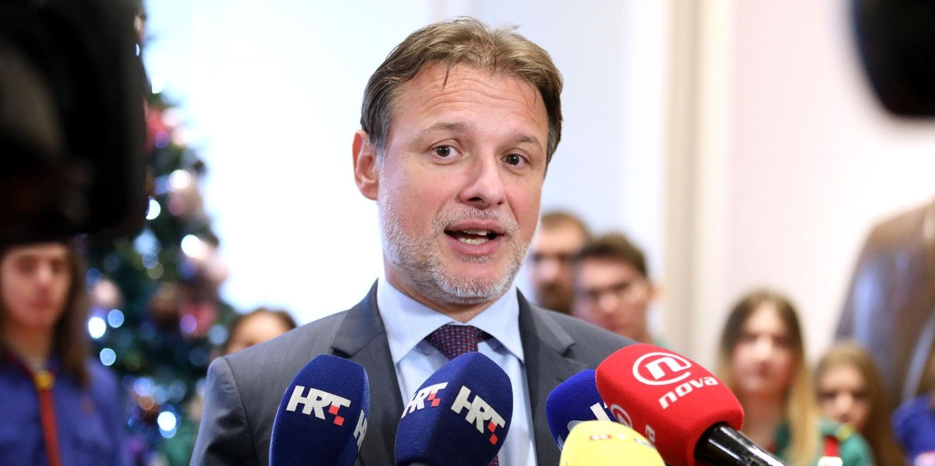 17.12.2018., Zagreb - Predsjednik Sabora Gordan Jandrokovic dao je izjavu o sjednici Vijeca za nacionalnu sigurnost koja je odrzana jutros u Uredu predsjednice.

Photo: Patrik Macek/PIXSELL