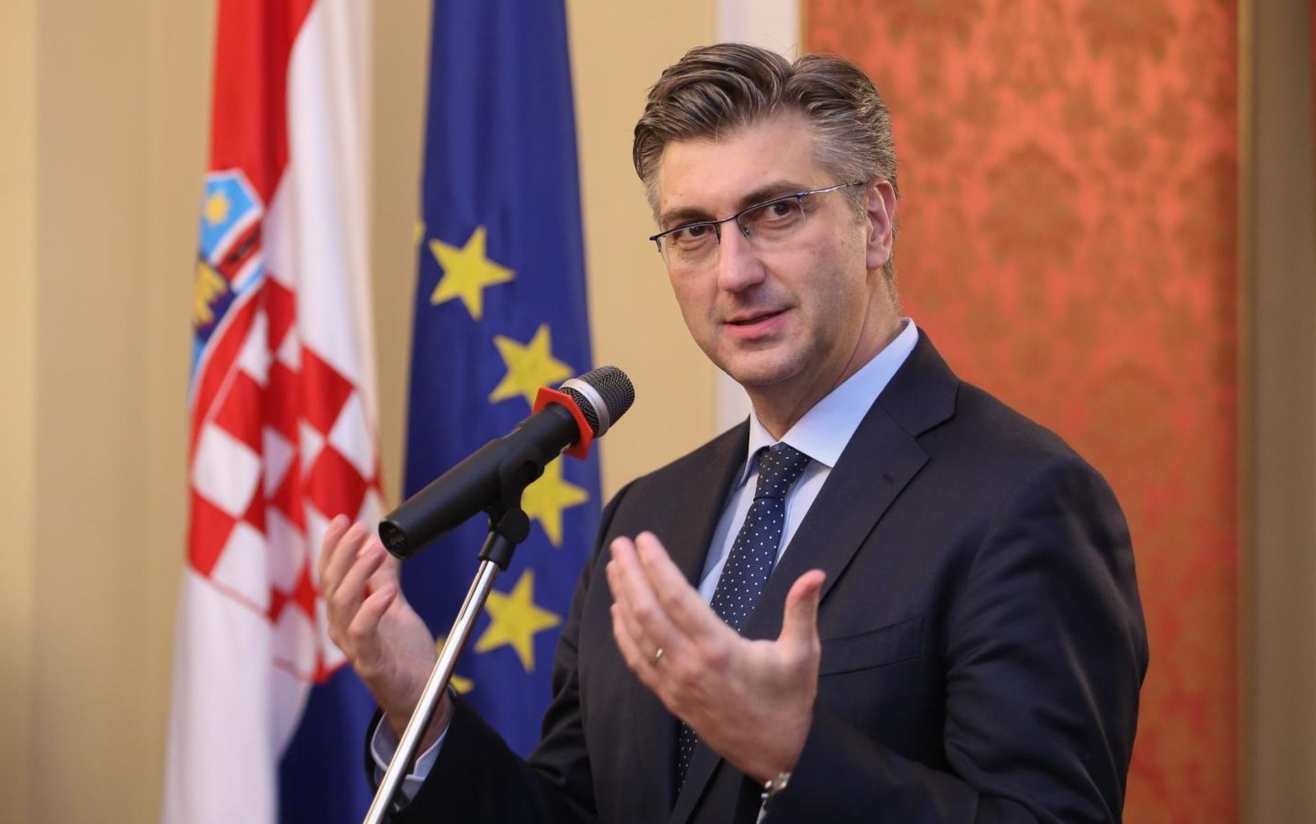 Zagreb: Primanje za predstavnike Diplomatskoga zbora akreditirane u Hrvatskoj 20.12.2018., Zagreb - U Drzavnoj rezidenciji u Visokoj ulici dorzano je svecano primanje za predstavnike Diplomatskoga zbora akreditirane u Republici Hrvatskoj. Predsjednik Vlade Republike Hrvatske Andrej Plenkovic. Photo: Matija Habljak/PIXSELL