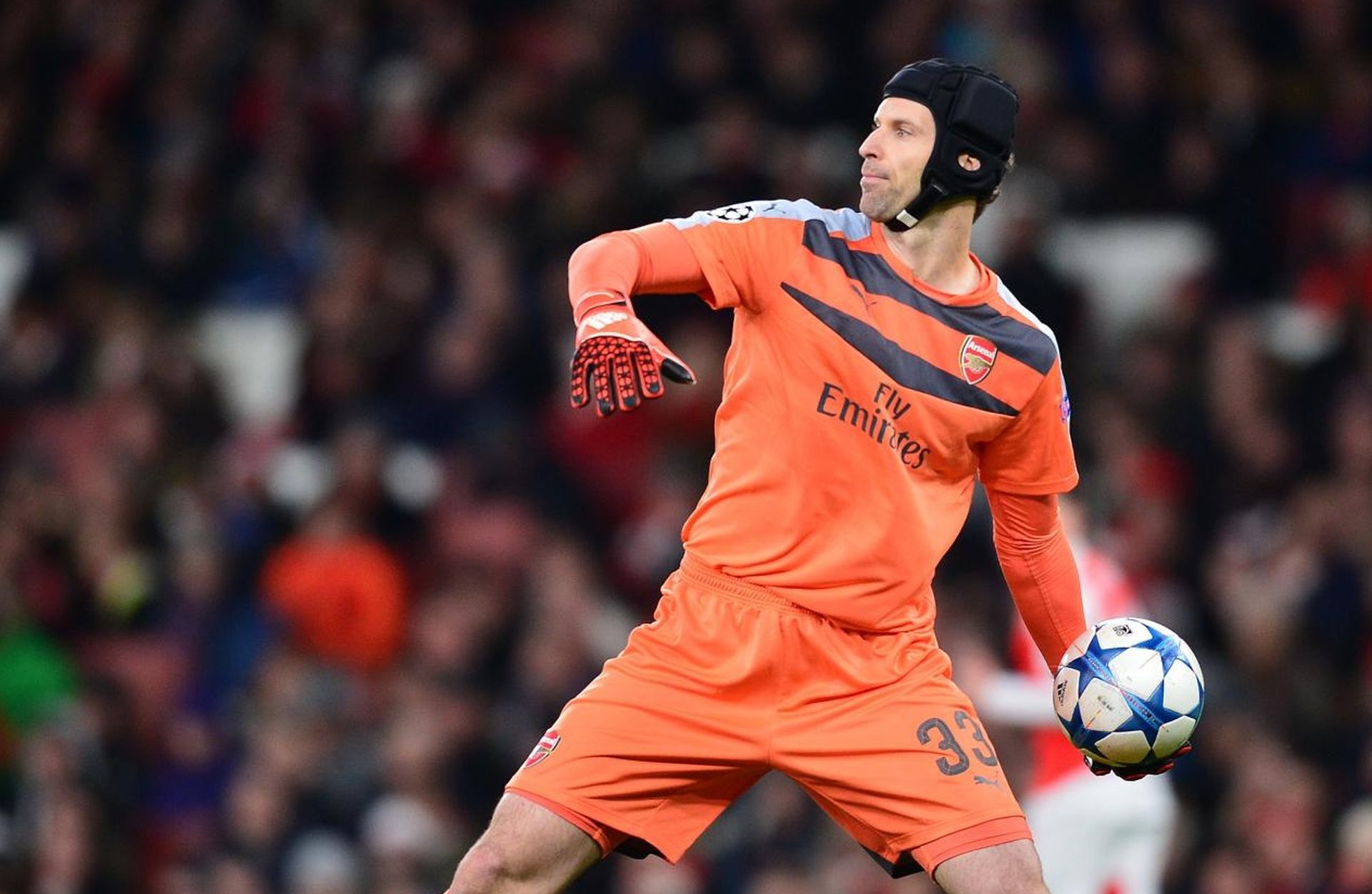 24.11.2015., London, Engleska - UEFA Liga prvaka, skupina F, 5. kolo, Arsenal FC -  GNK Dinamo Zagreb. Peter Cech. Photo: Marko Prpic/PIXSELL