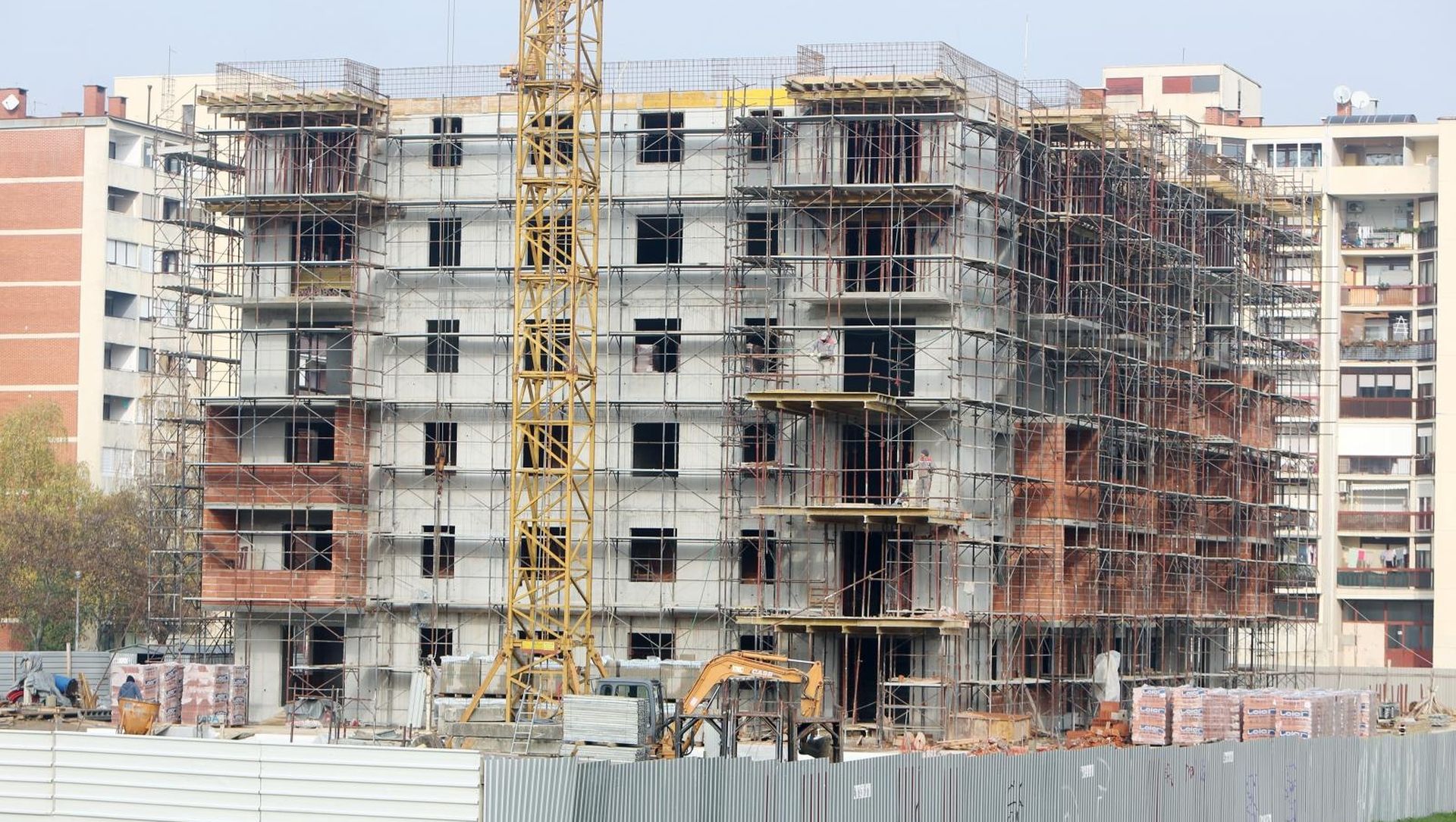 Karlovac: Gradilište nove stambene zgrade u Grabriku 29.11.2018., Karlovac - Gradiliste nove stambene zgrade u Grabriku, ciji investitor je tvrtka Odeta. 
Photo: Kristina Stedul Fabac/PIXSELL