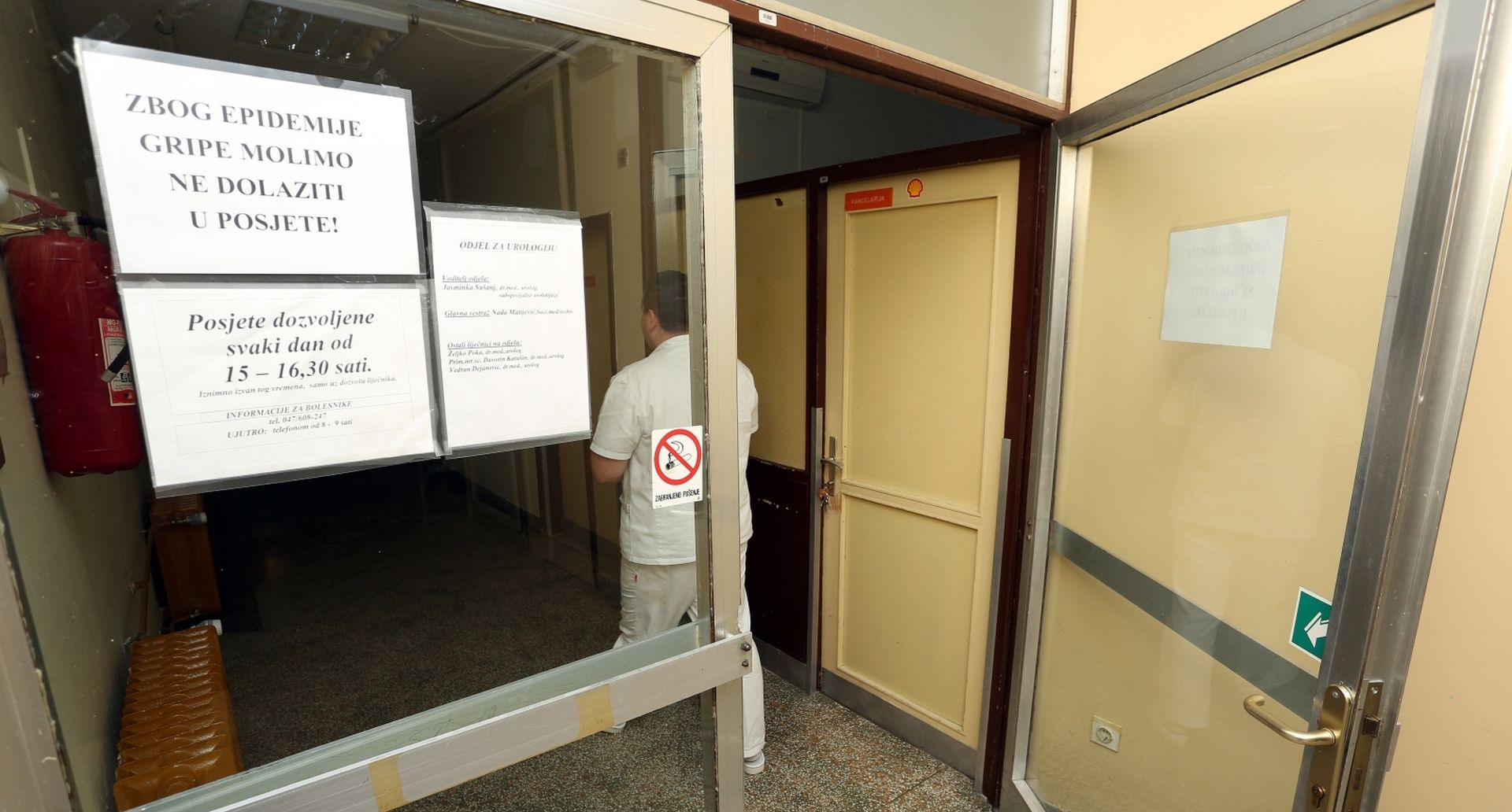 U karlovačkoj bolnici zbog epidemije gripe ograničene posjete 30.01.2019., Karlovac - Zbog epidemije gripe u Opcoj bolnici Karlovac ne preporucaju se posjete bolesnicima. Photo: Kristina Stedul Fabac/PIXSELL