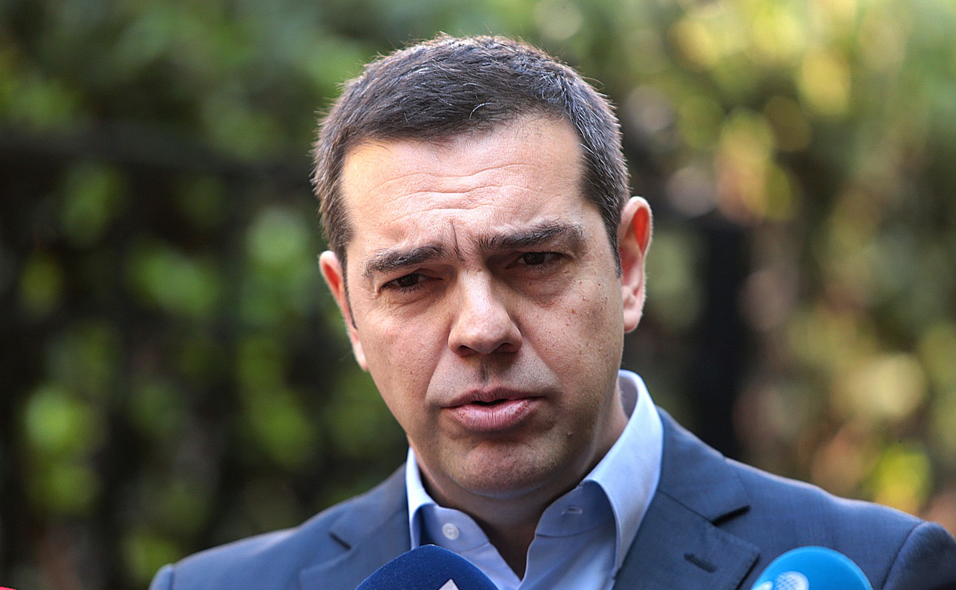 epa07279678 Greek Prime Minister Alexis Tsipras  addresses to the media after a meeting with Defence Minister and leader of the Independent Greeks (ANEL) party Panos Kammenos, at the Maximos Mansion  in Athens, Greece, 13 January 2019. Panos Kammenos announced that his party is withdrawing from Greece's coalition government after a meeting with Prime Minister Alexis Tsipras failed to bridge their differences over the Prespes Agreement. According to sources, the relevant parliamentary process will begin on Tuesday and be concluded with a vote on Thursday.The prime minister also announced that Greece's new defence minister will be chief of the Hellenic National Defence General Staff, Admiral Evangelos Apostolakis.  EPA/PANTELIS SAITAS