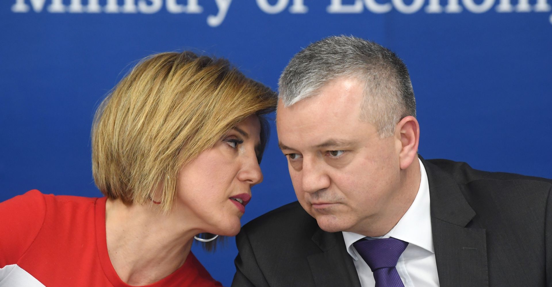 Zagreb: Dodjela ugovora za poduzeća koja će primiti 20-50 tisuća kuna bespovratnih sredstava 17.12.2018., Zagreb - U Ministarstvu gospodarstva odrzala se svecana dodjela ugovora za poduzeca koja su primila 20.000 do 50.000 kuna bespovratnih sredstava u okviru programa Ocuvanje i razvoj tradicijskih i umjetnickih obrta. Ana Mandac, Darko Horvat
Photo: Marko Lukunic/PIXSELL