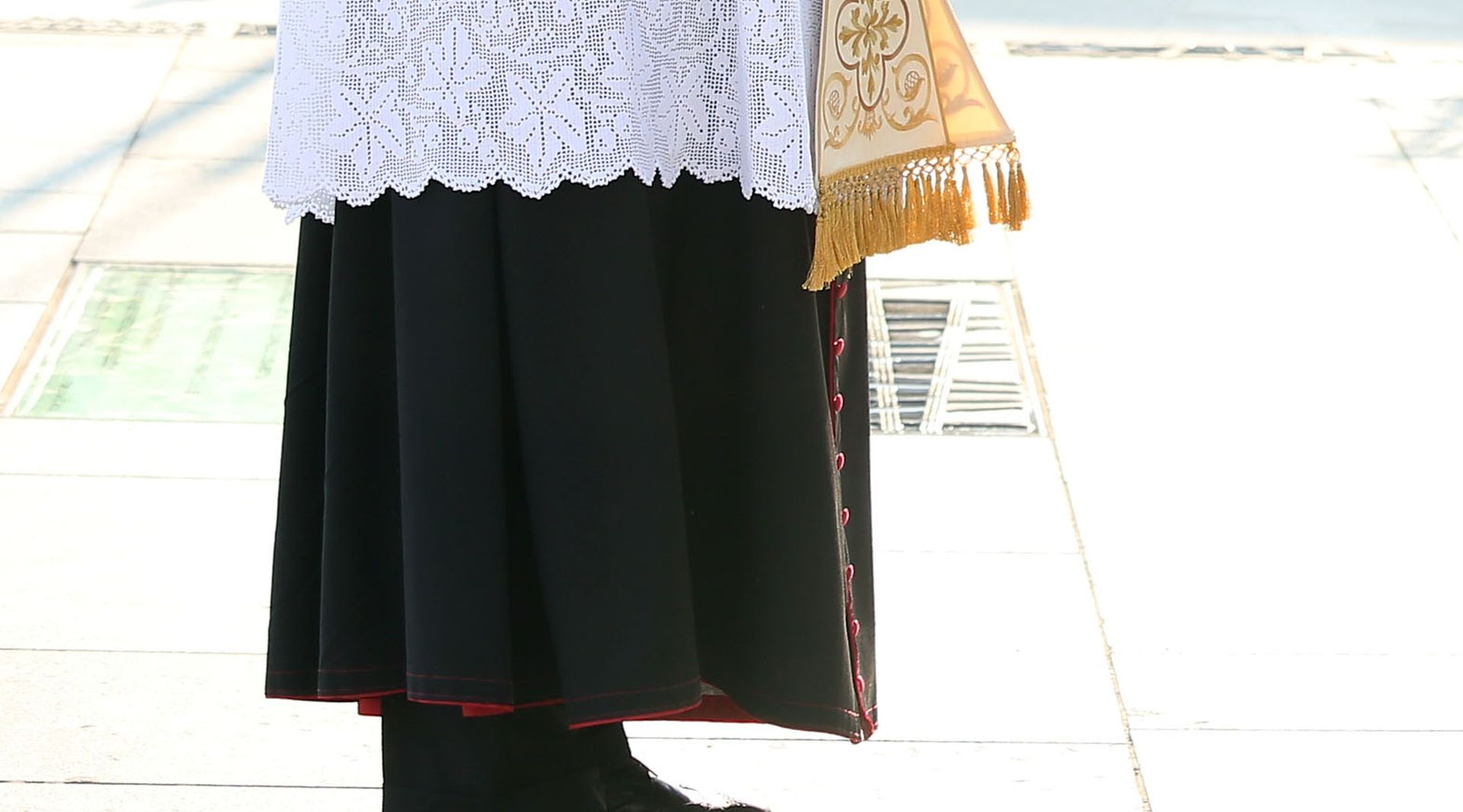 Knin: Polaganje vijenaca i paljenje svijeća na spomeniku hrvatske pobjede Oluja 95 05.08.2018., Knin - Polaganje vijenaca i paljenje svijeca na spomeniku hrvatske pobjede Oluja 95 na Trgu dr. Ante Starcevica povodom obiljezavanja Dana pobjede i domovinske zahvalnosti te Dana hrvatskih branitelja. 
Photo: Dusko Jaramaz/PIXSELL