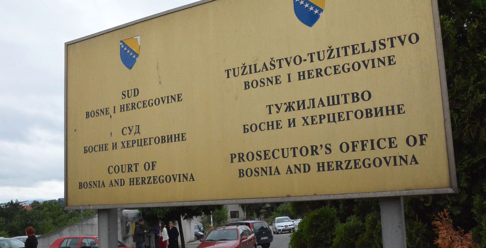 15.06.2018., Sarajevo, BiH - Nakon sto je jucer u Medjugorju priveden, Zdravko Mamic se u 10 sati pojavio na zakazanom rocistu pred Sudom BiH gdje se odrzalo saslušanje o izrucenju koje je zatrazila Republika Hrvatska. Dinamov savjetnik usprotivio se izrucenju Hrvatskoj, a iza podneva je pusten na slobodu. 

Photo: Ivica Galovic/PIXSELL