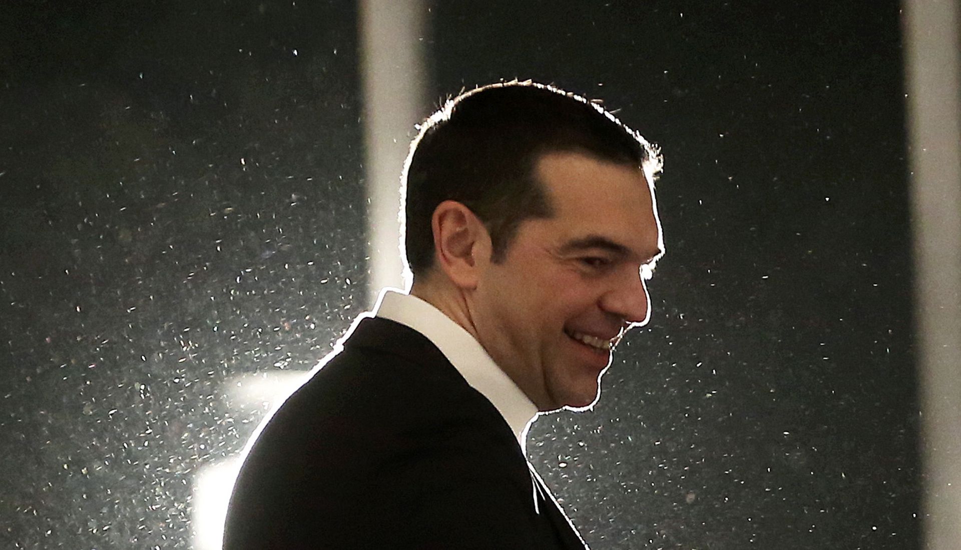 epa07273531 Greek Prime Minster Alexis Tsipras (L) welcomes German Chancellor Angela Merkel (R) during a meeting at the Maximus Mansion in Athens, Greece, 10 January 2019. Merkel arrived to Greece for a two-days official visit to discuss the bilateral relations as well as European and international issues with the Greek leadership.  EPA/SIMELA PANTZARTZI