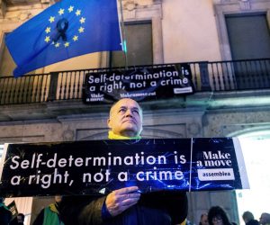 epa07337108 People attend a march in support of imprisoned Catalan leaders in Barcelona, Catalonia, north eastern Spain, 01 February 2019. All nine Catalan pro-independence suspects were moved to Madrid earlier in the day to attend their trial beginning on 12 February.  EPA/ENRIC FONTCUBERTA