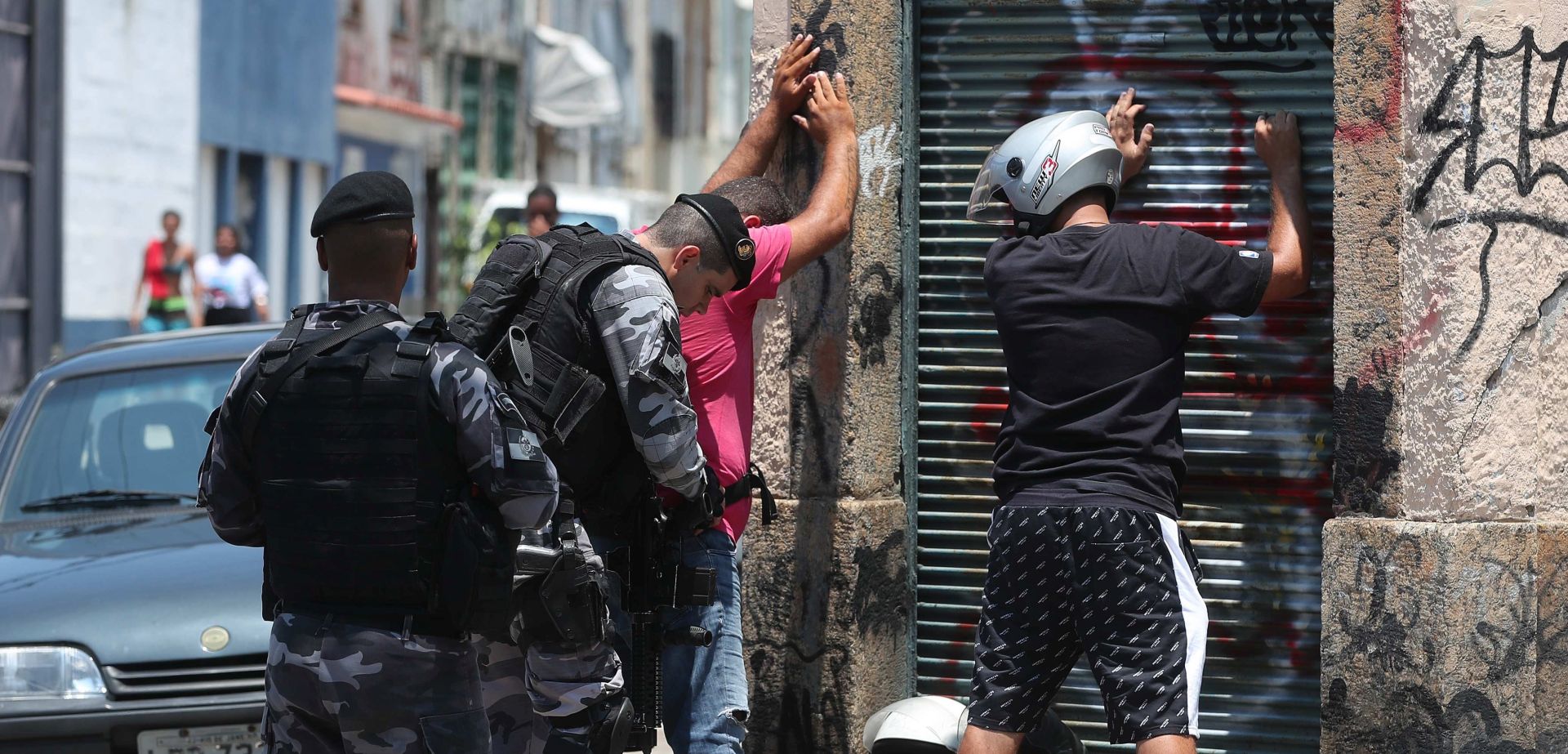epa07353460 Agents of the Operations Command of the police carry out an operation, in Rio de Janeiro, Brazil, 08 February 2019. At least 13 people died on the same day during a shootout in several favelas in downtown Rio de Janeiro, the most emblematic city of Brazil which is experiencing a wave of violence since mid 2016, according to official sources. The victims died during clashes with agents of the Police Operations Command in the framework of an operation against drug trafficking in the region, in which various criminal organizations dispute control.  EPA/MARCELO SAYAO