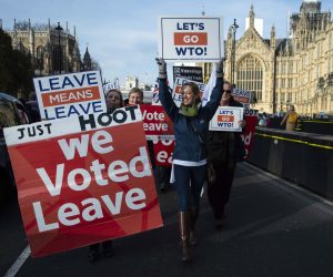 epa07367246 Anti-EU supporters protest outside Houses of Parliament, Central London, Britain, 13 February 2019. British Prime Minister Theresa May gave a statement in the House of Commons to update Members of Parliament on Brexit talks.  EPA/WILL OLIVER