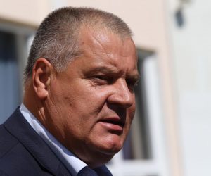 04.06.2017., Metkovic - Svoju gradjansku duznost na drugom krugu lokalnih izbora obavio je i Stipe Gabric Jambo. Nakon toga dao je izjavu za medije. 
Photo: Ivo Cagalj/PIXSEL