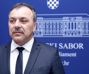 Zagreb: Vlaho Orepić govorio o fiktivnim prebivalištima 05.02.2019., Zagreb - Zastupnik Vlaho Orepic odrzao je u Saboru konferenciju za medije na kojoj je govorio o ulozi fiktivnih prebivalista u procesu uvodjenja reda u drzavi. Photo: Patrik Macek/PIXSELL