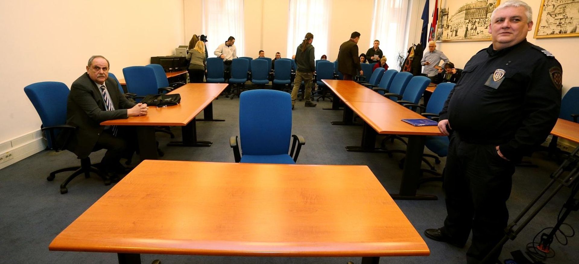 Zagreb: Željko Dolački dobio šest godina zatvora i mora vratiti 3.32 milijuna kuna 05.02.2019., Zagreb - Na Zupanijskom sudu izrecena je presuda bivsem nacelniku zagrebacke krim policije Zeljku Dolackom optuzenom za kradju iz policijskog sefa u Heinzelovoj. Zeljko Dolacki nije se pojavio na presudi. Dobio je sest godina zatvora i mora uplatiti 3.32 milijuna kuna. Photo: Dalibor Urukalovic/PIXSELL